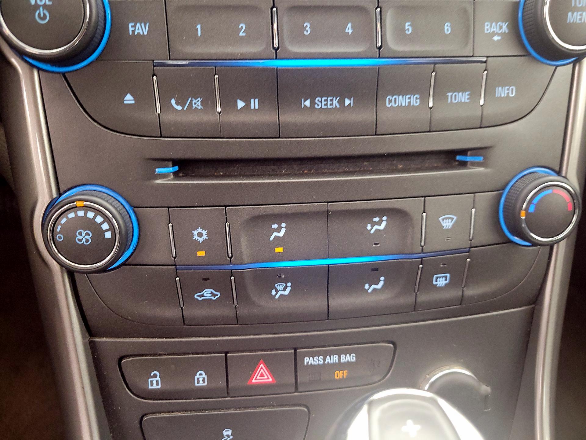 Thumbnail: 2013 Chevrolet Malibu - 15