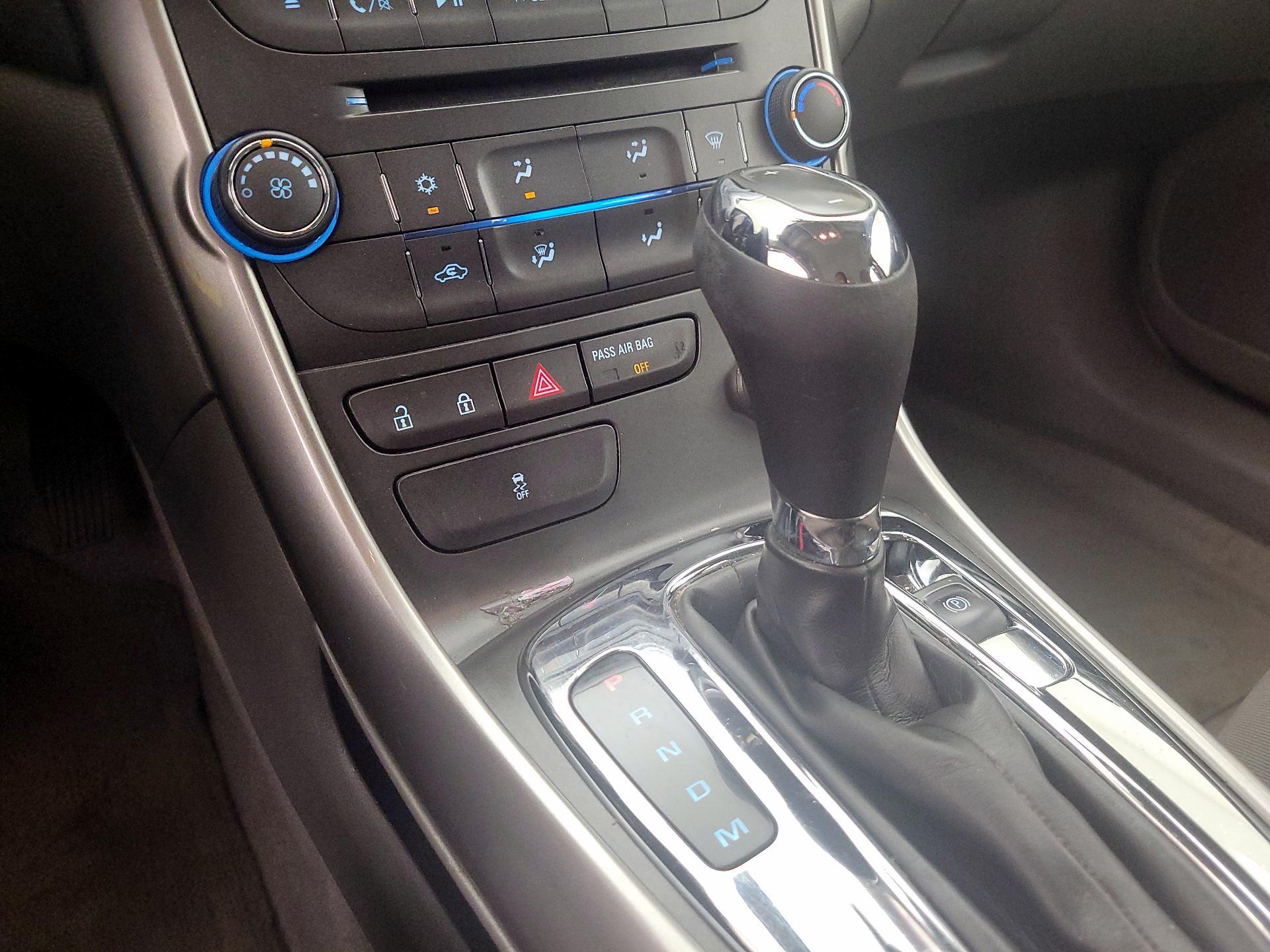 Thumbnail: 2013 Chevrolet Malibu - 16