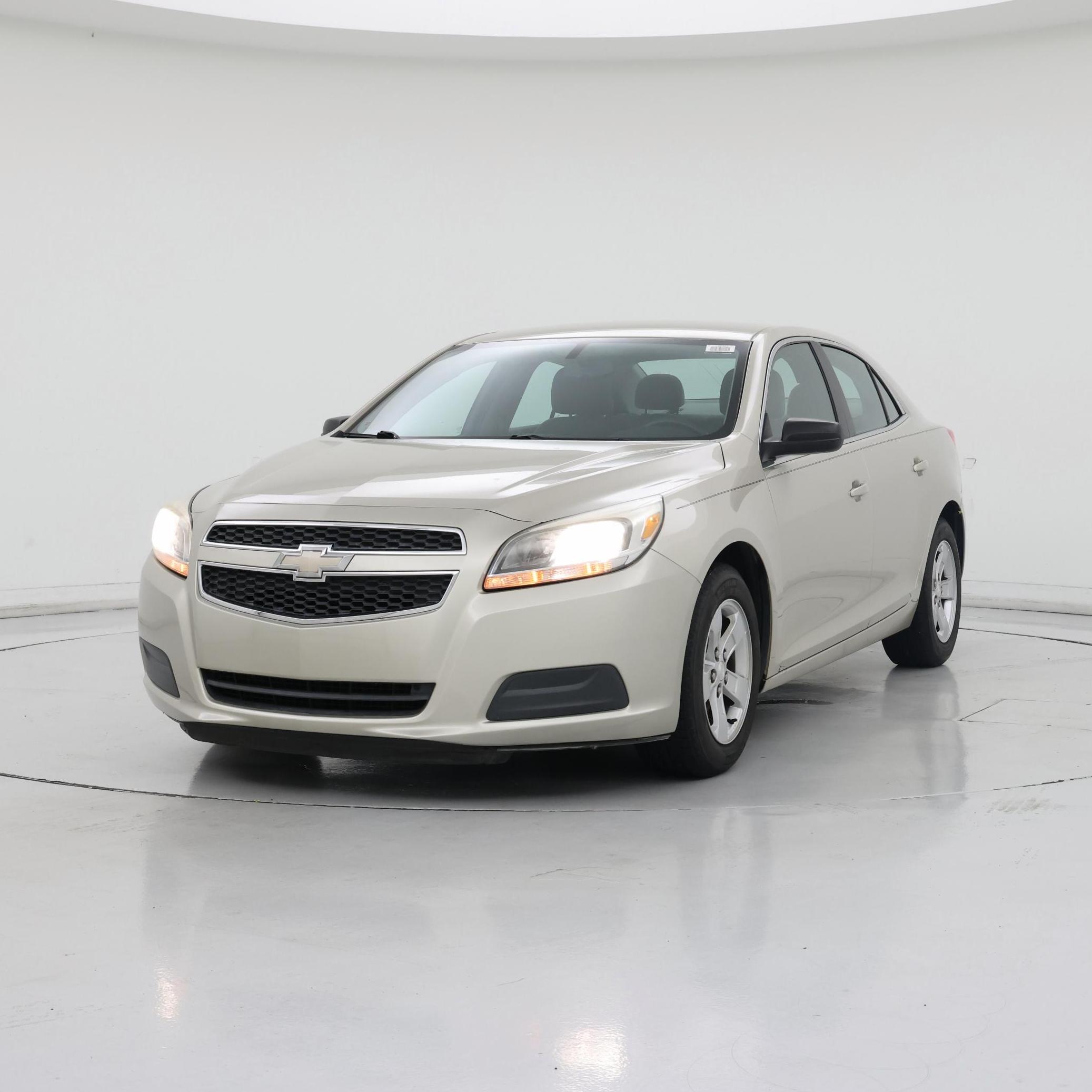 Thumbnail: 2013 Chevrolet Malibu - 4