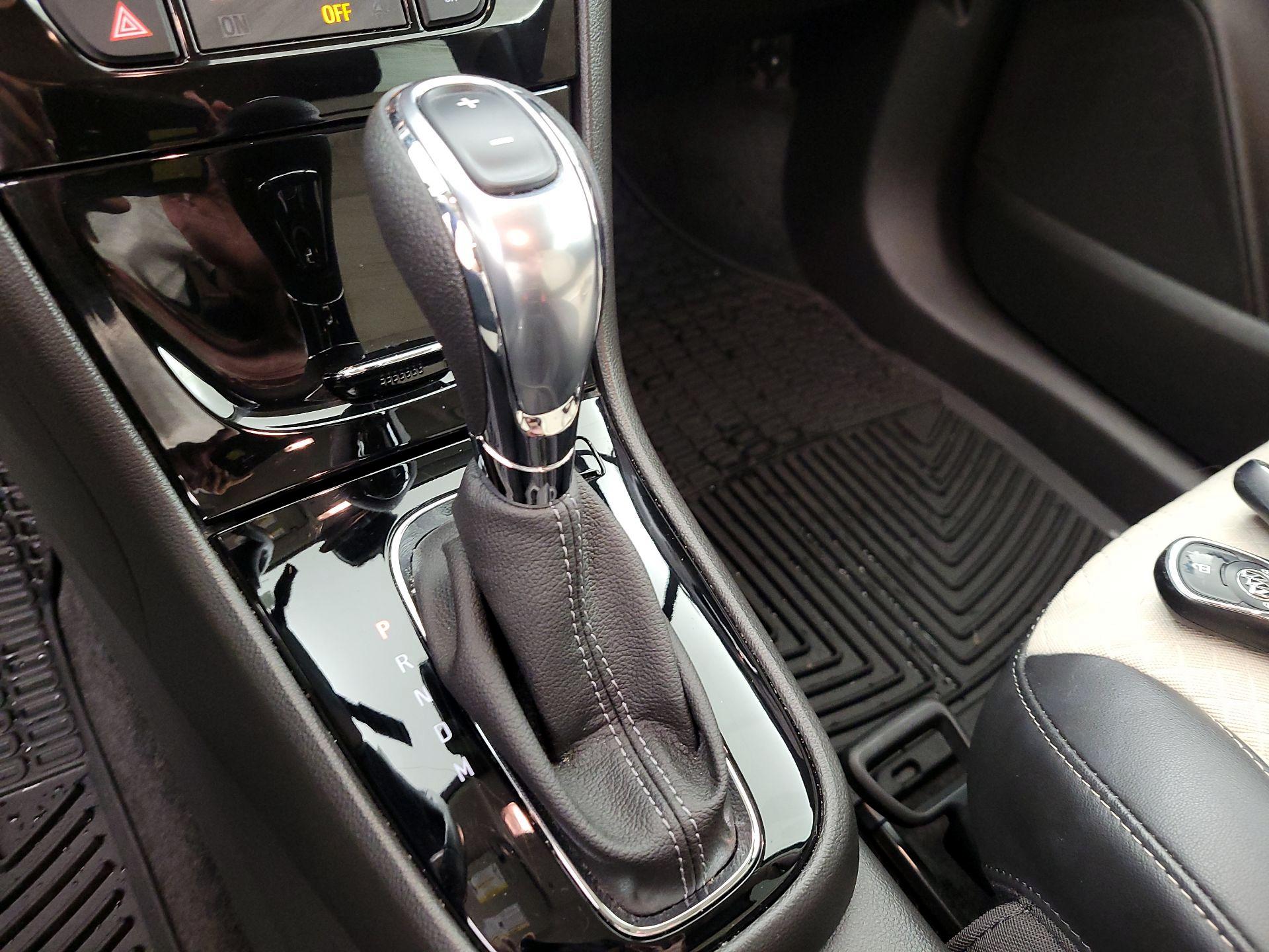 Thumbnail: 2019 Buick Encore - 17