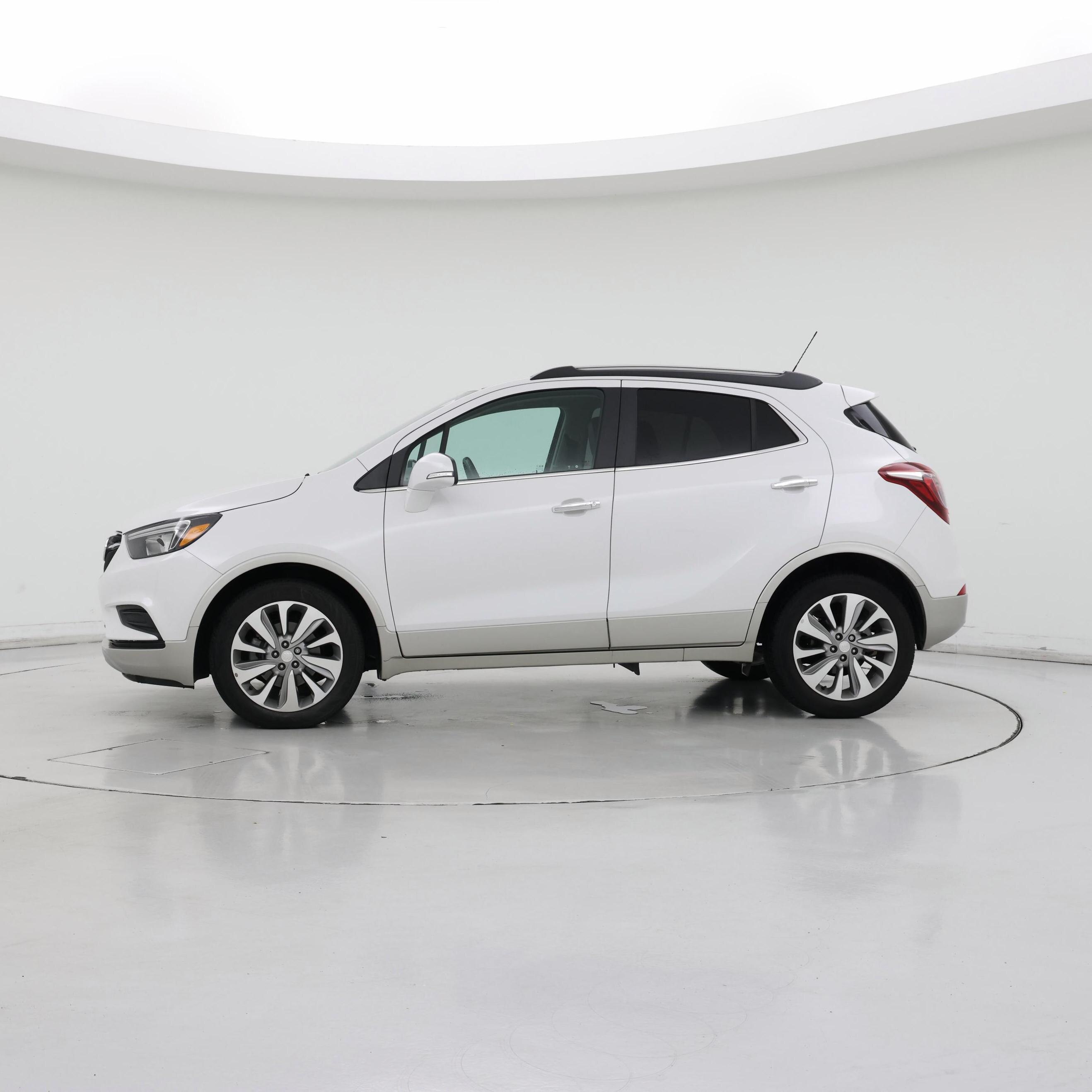 Thumbnail: 2019 Buick Encore - 3