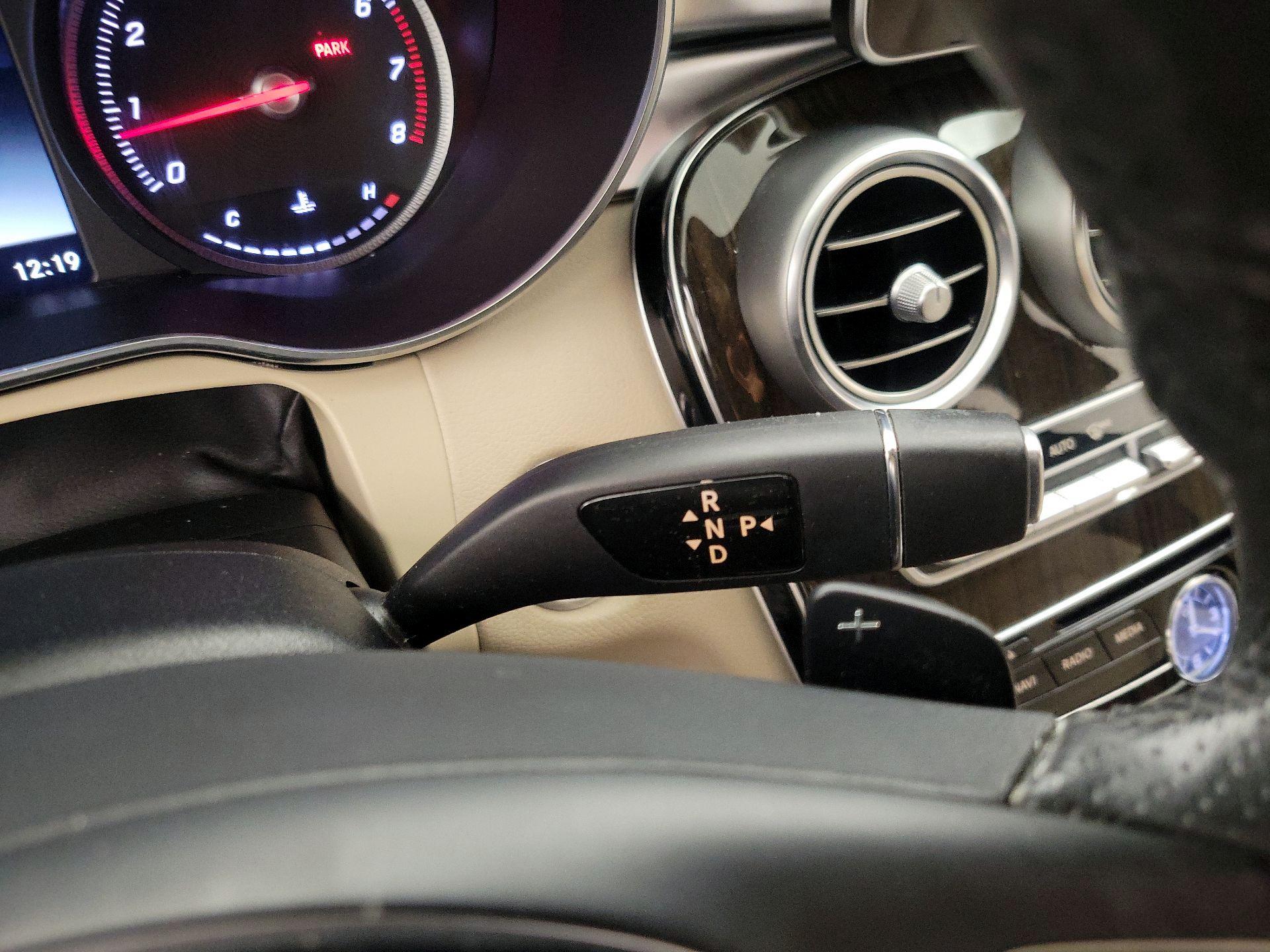 Thumbnail: 2018 Mercedes-Benz C-Class - 17