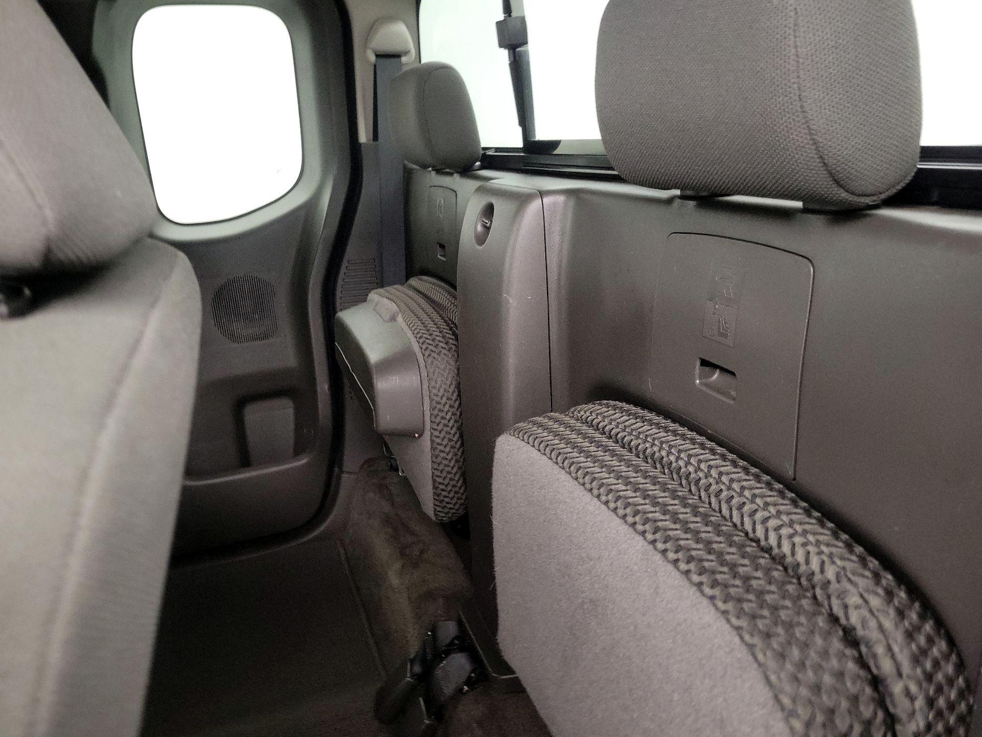 Thumbnail: 2016 Nissan Frontier - 19