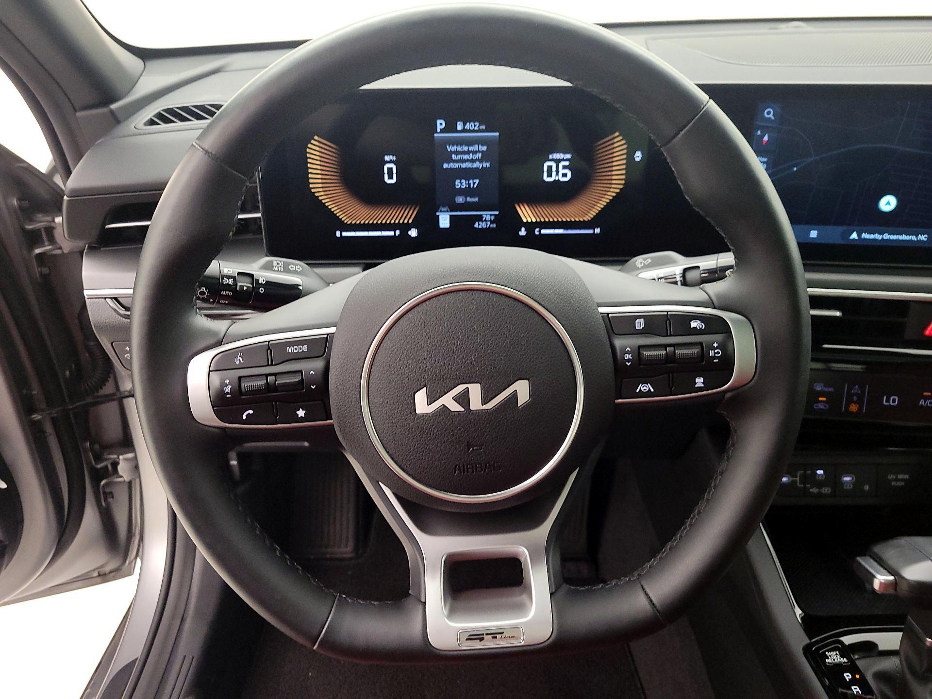 Thumbnail: 2025 Kia K5 - 10