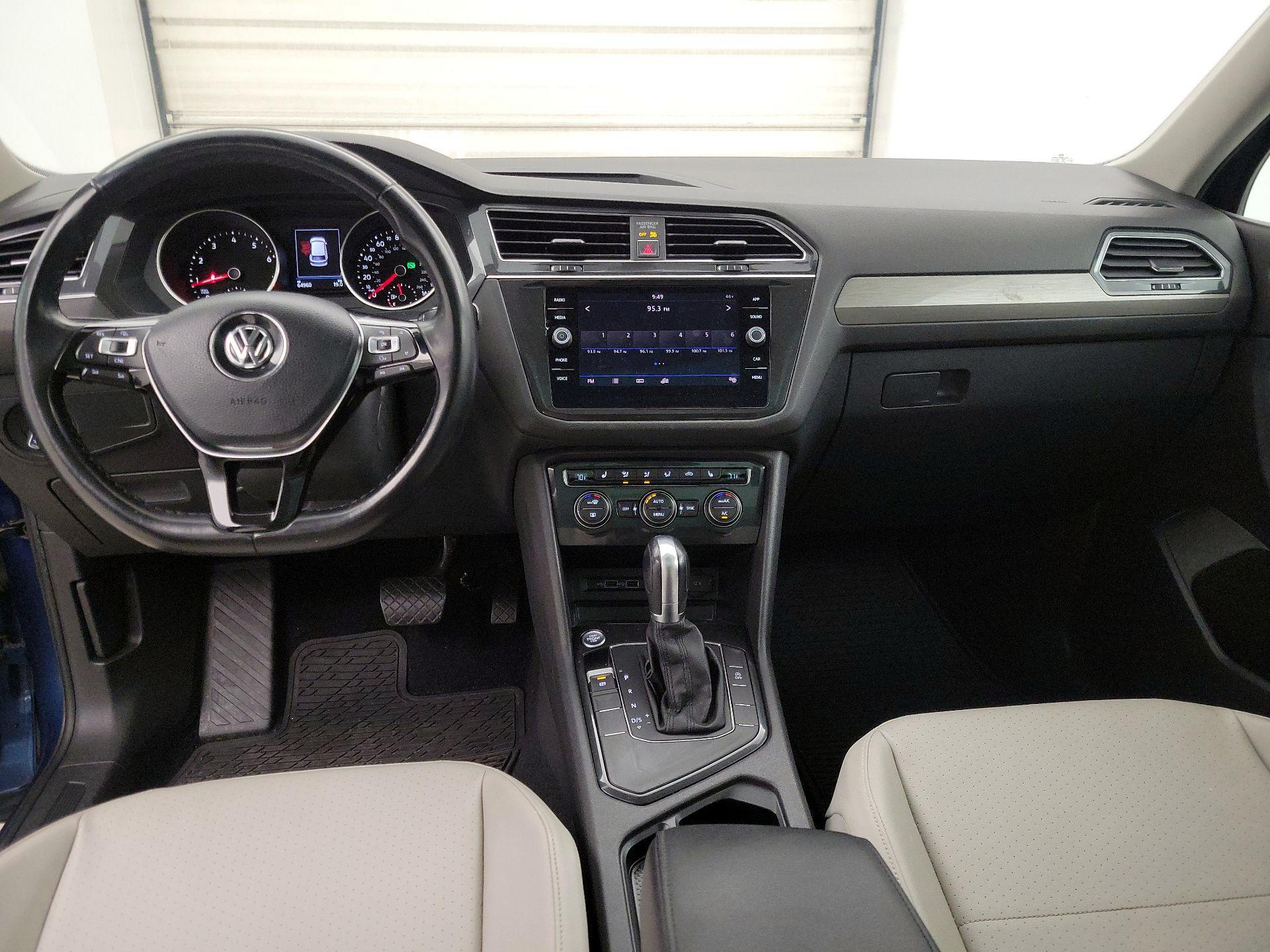 Thumbnail: 2018 Volkswagen Tiguan - 9