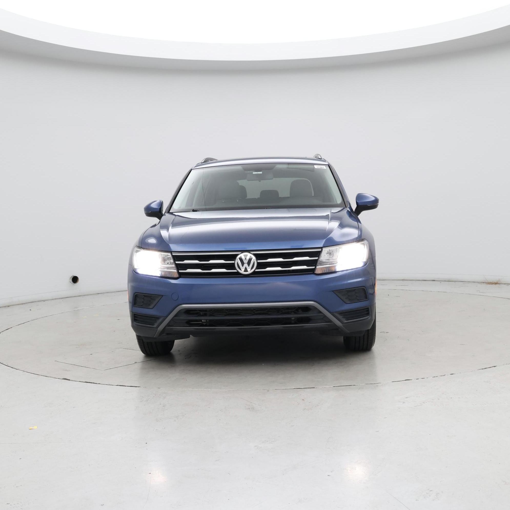 Thumbnail: 2018 Volkswagen Tiguan - 5
