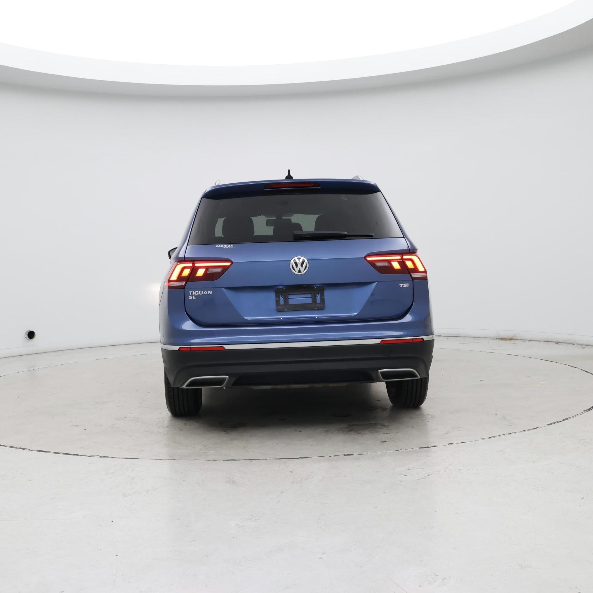 Thumbnail: 2018 Volkswagen Tiguan - 6