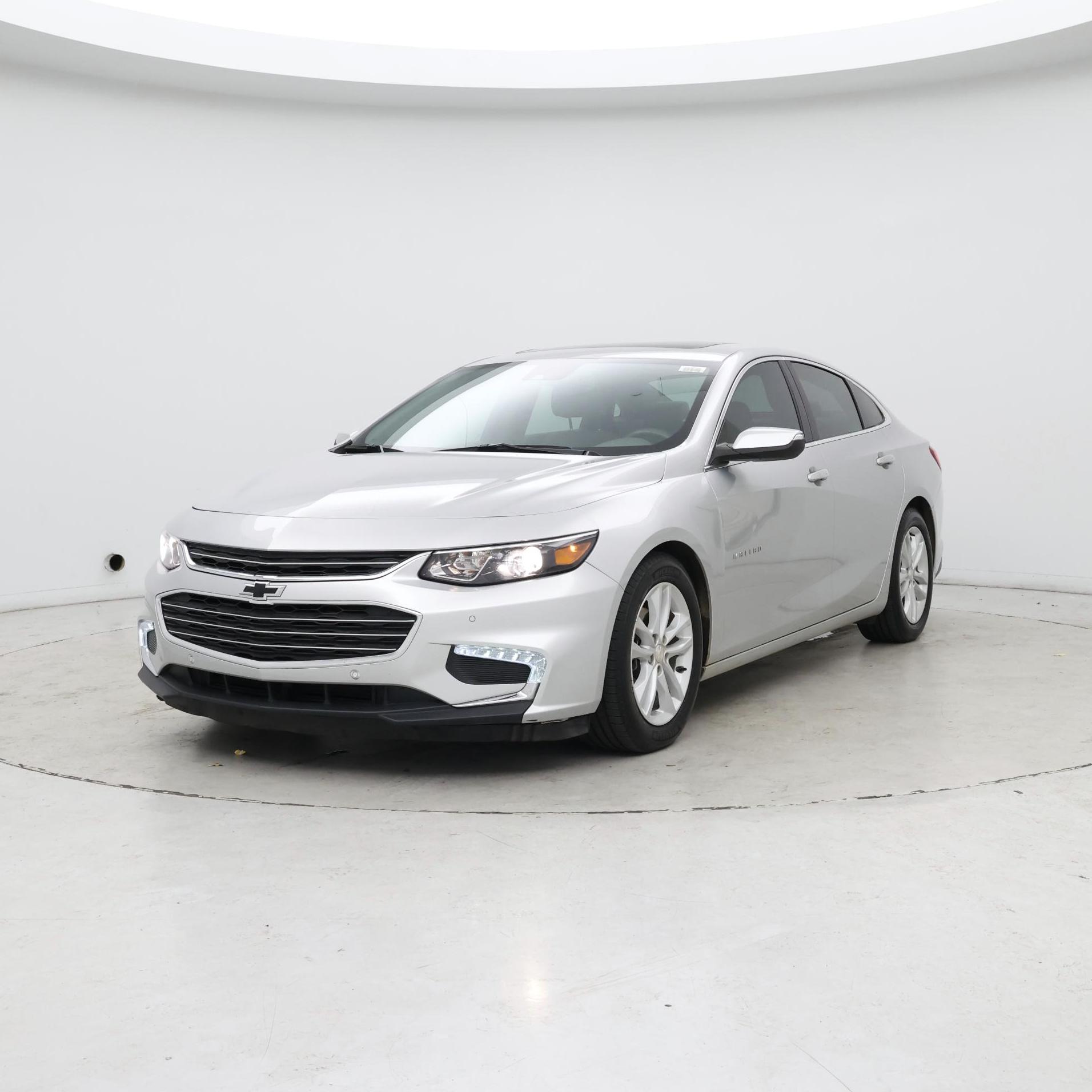 Thumbnail: 2017 Chevrolet Malibu - 4