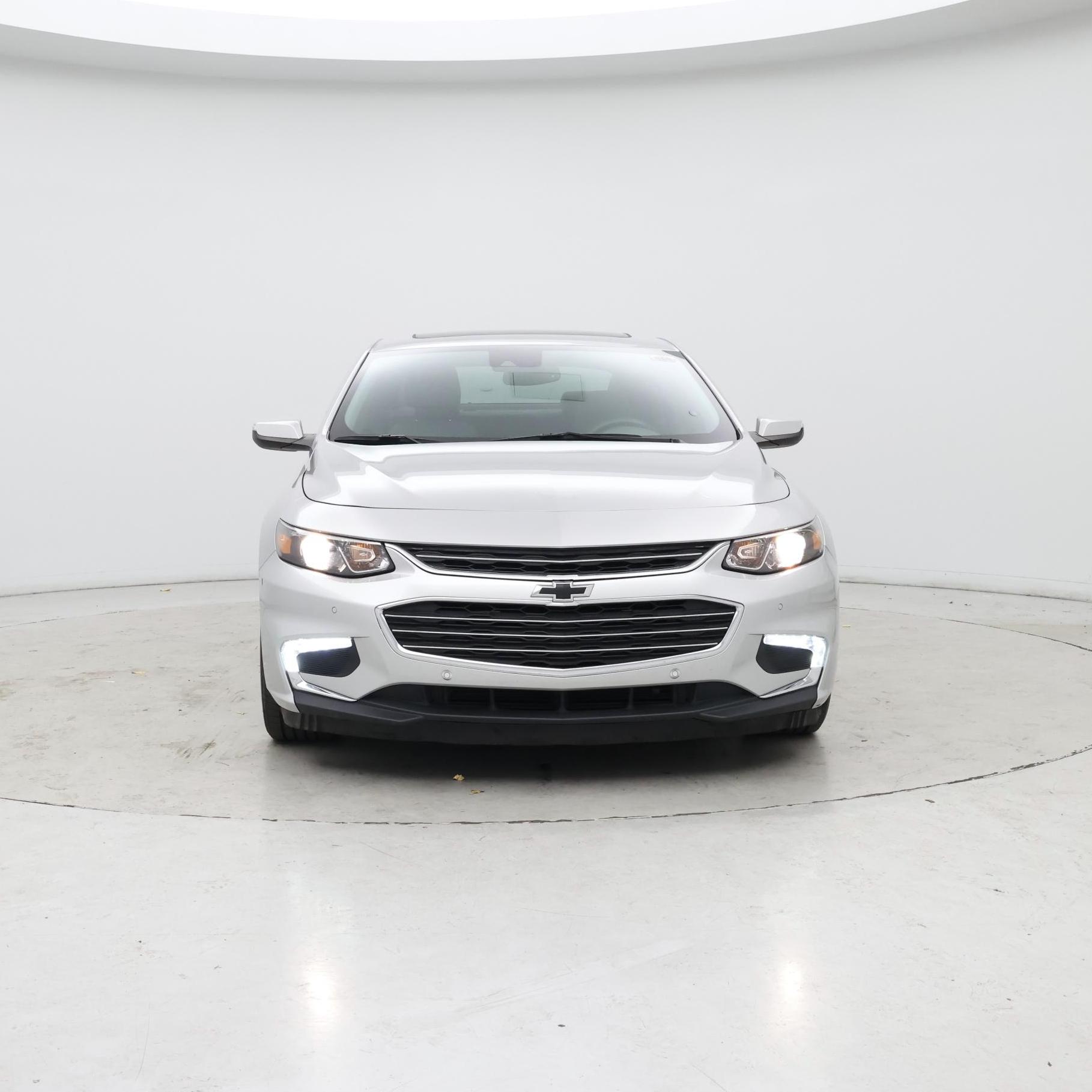 Thumbnail: 2017 Chevrolet Malibu - 5