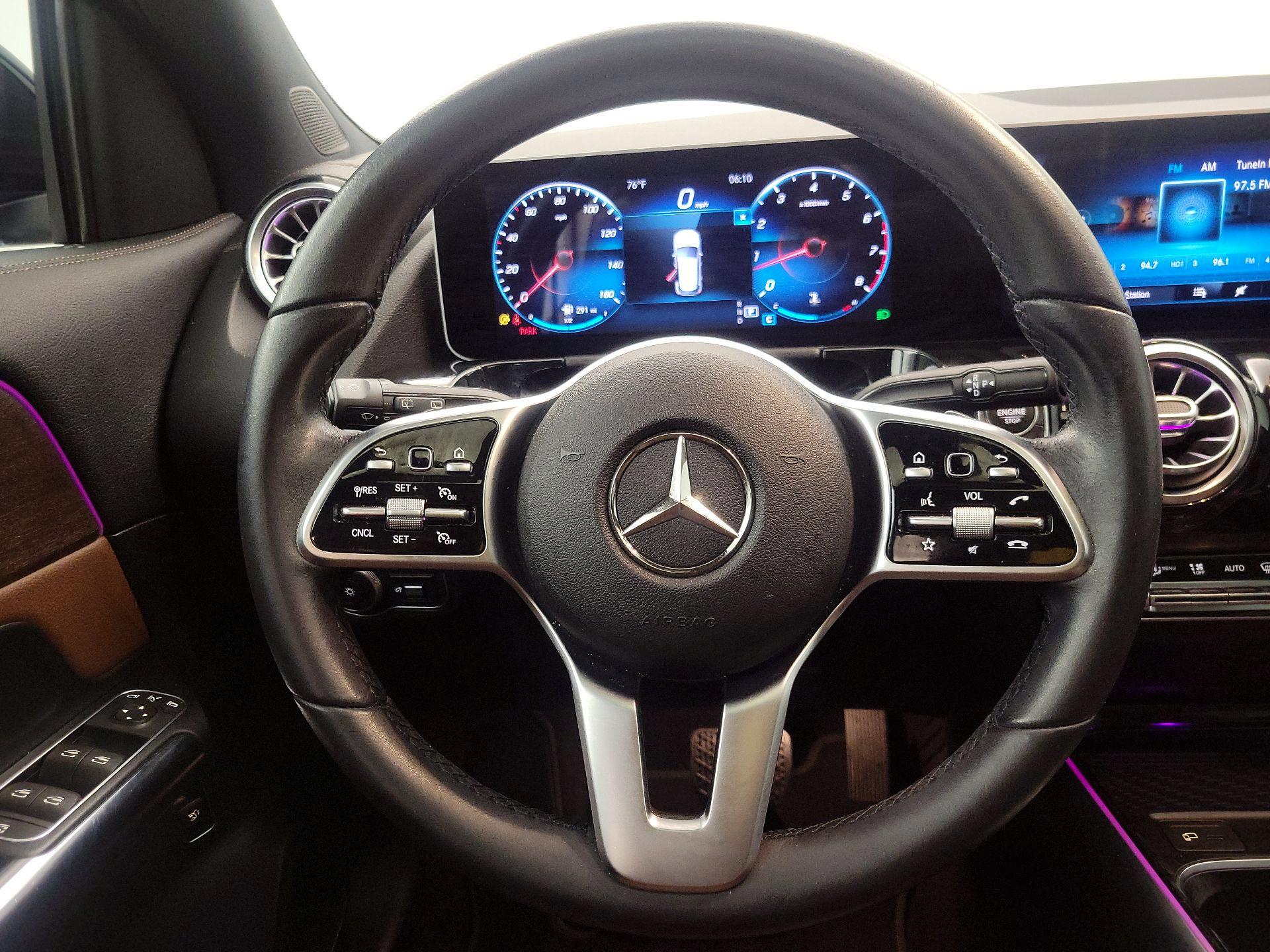Thumbnail: 2021 Mercedes-Benz GLA - 10