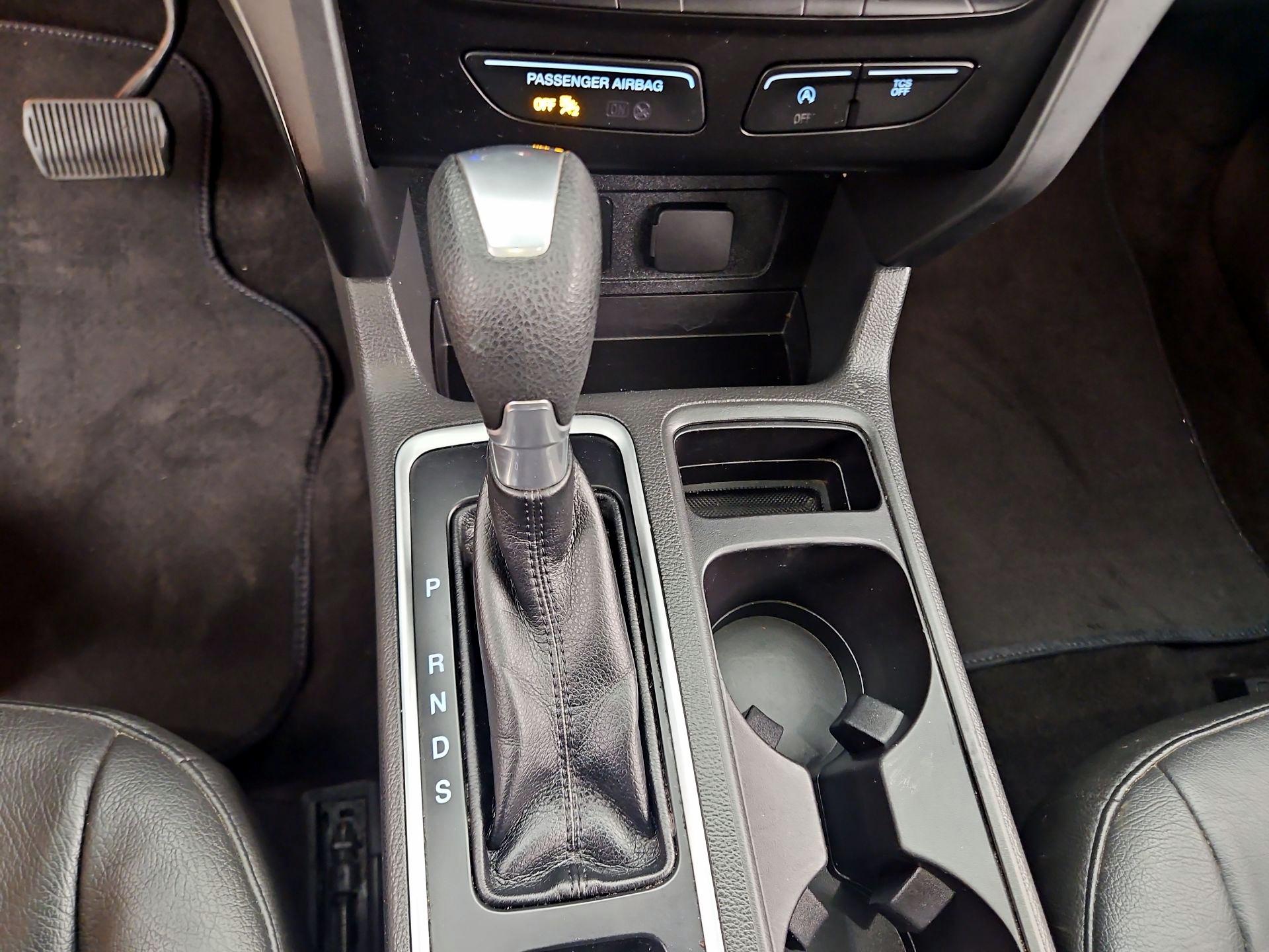 Thumbnail: 2017 Ford Escape - 17