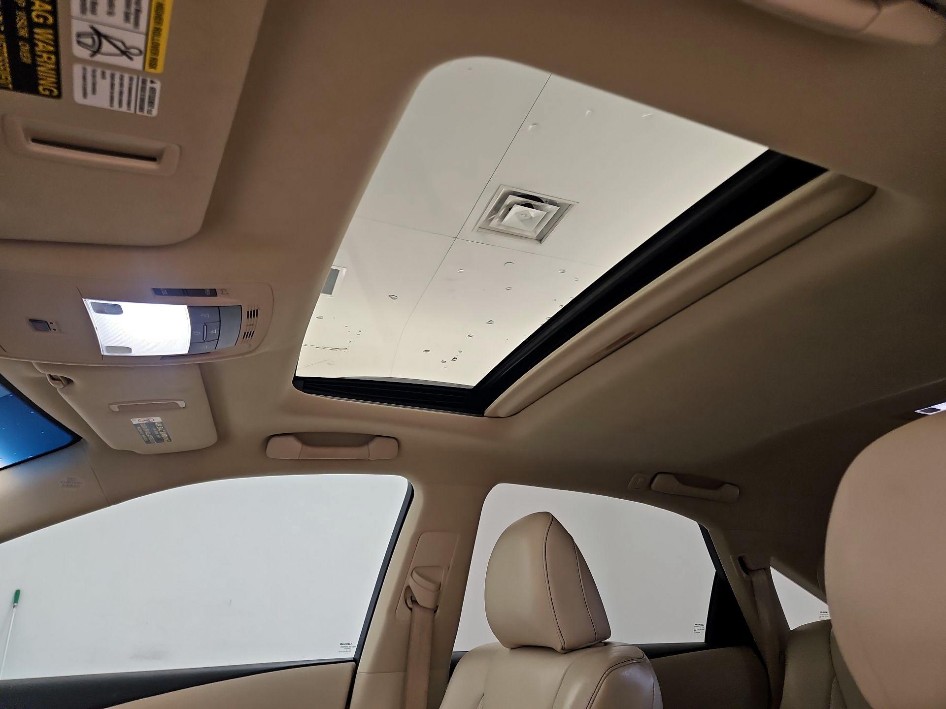 Thumbnail: 2015 Lexus RX - 20