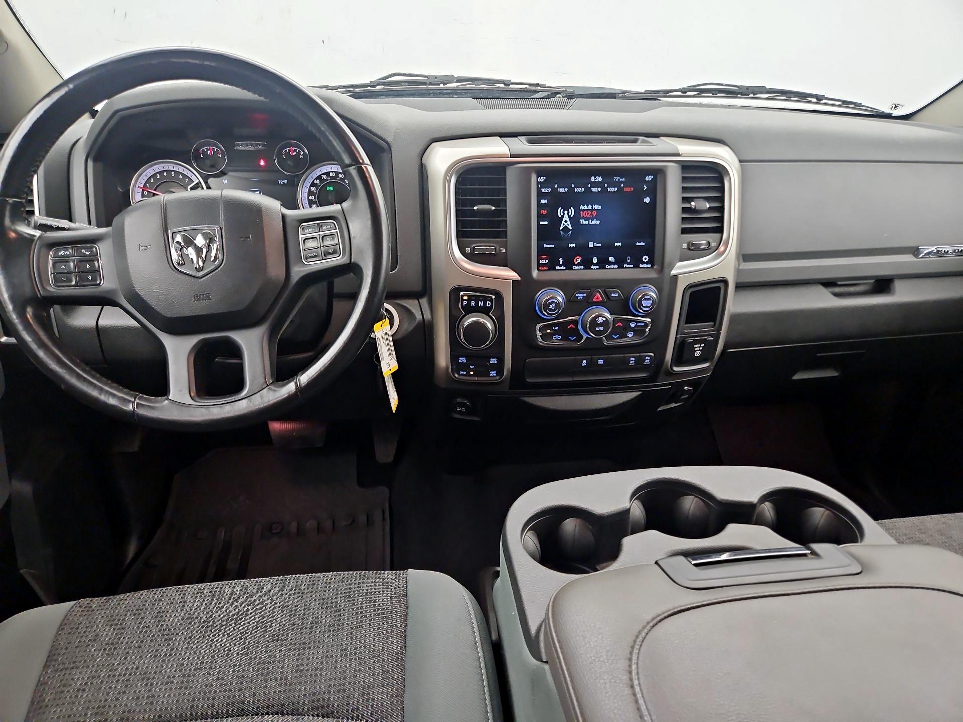 Thumbnail: 2019 RAM 1500 Classic - 9