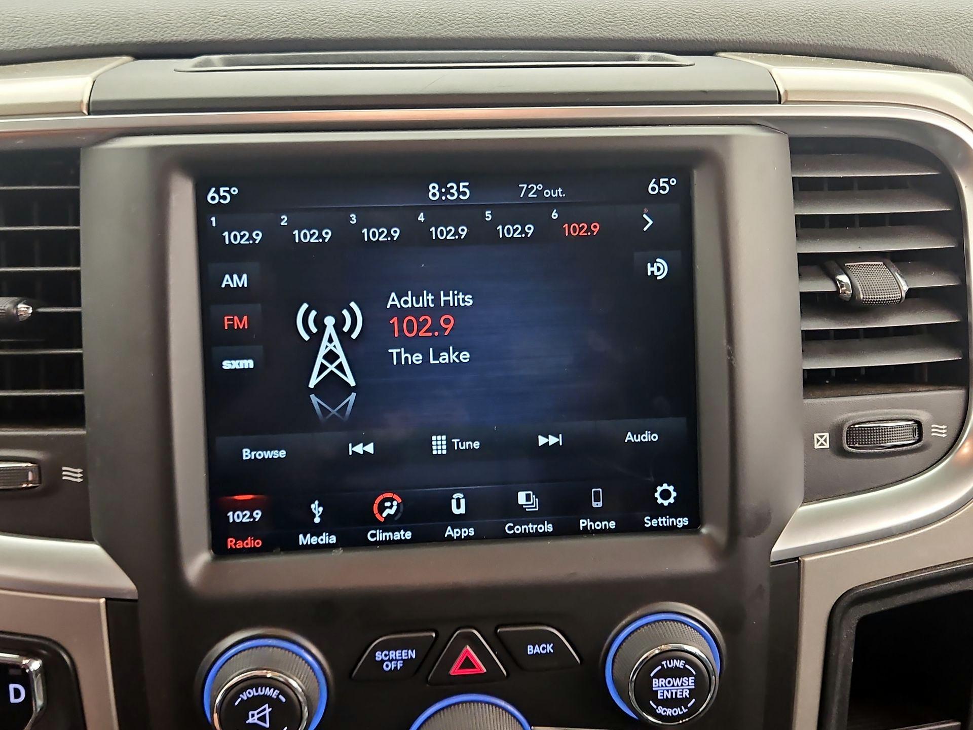 Thumbnail: 2019 RAM 1500 Classic - 15