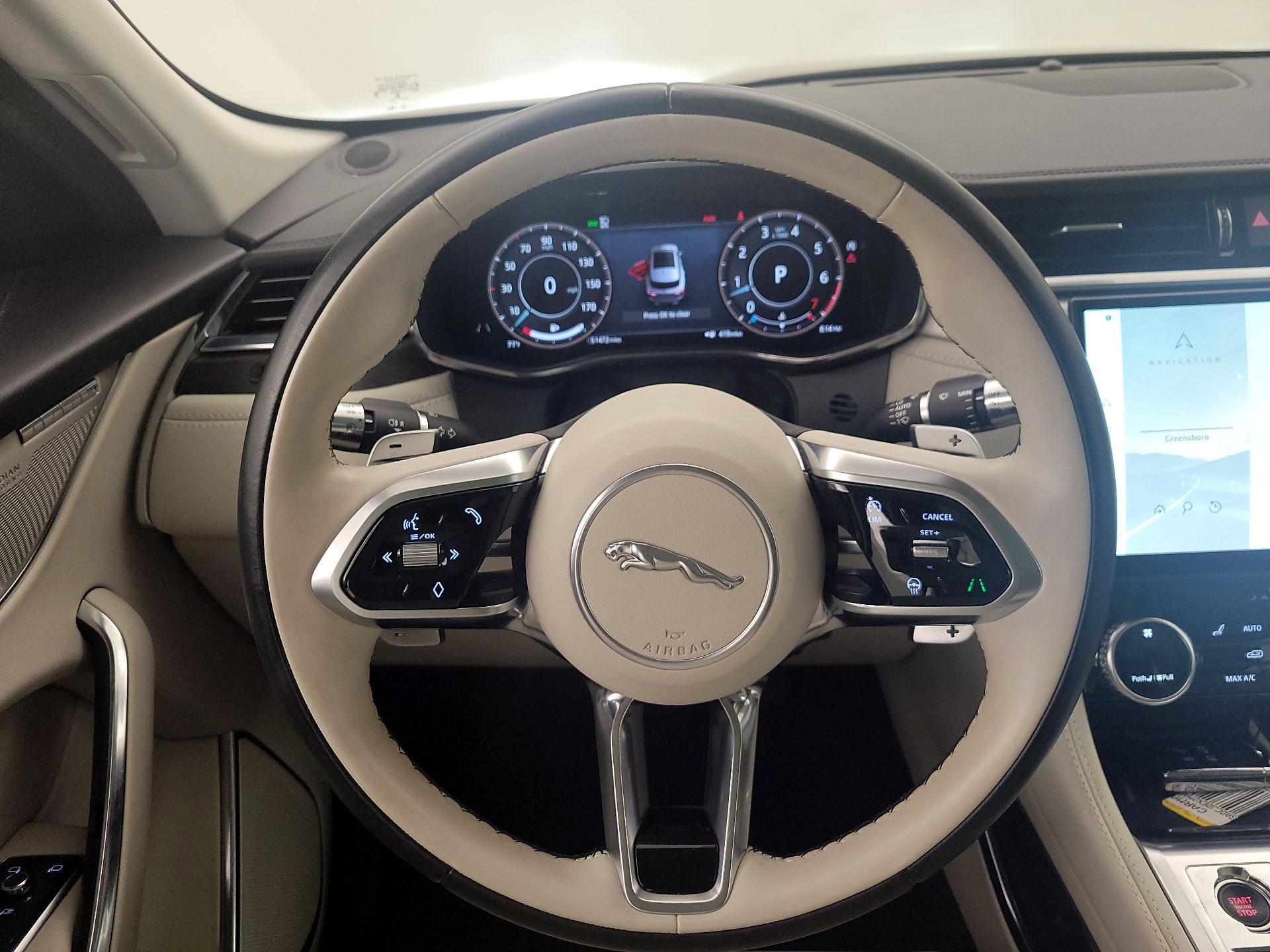 Thumbnail: 2021 Jaguar F-Pace - 10