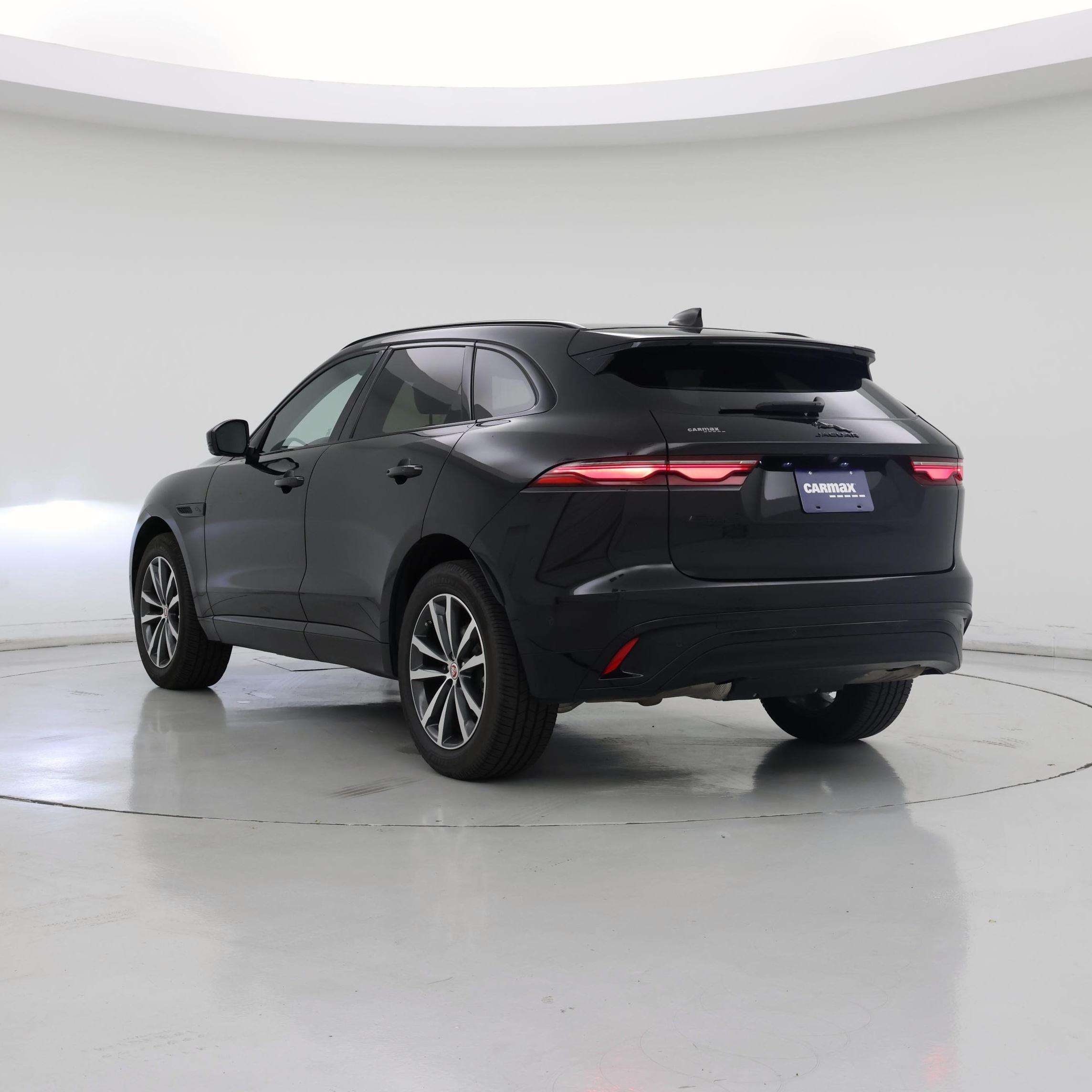 Thumbnail: 2021 Jaguar F-Pace - 2