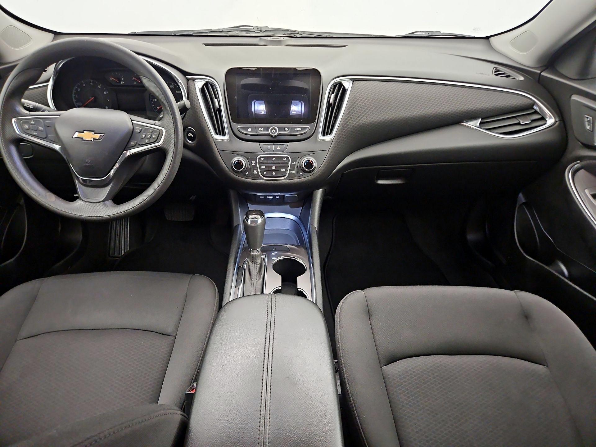 Thumbnail: 2020 Chevrolet Malibu - 9