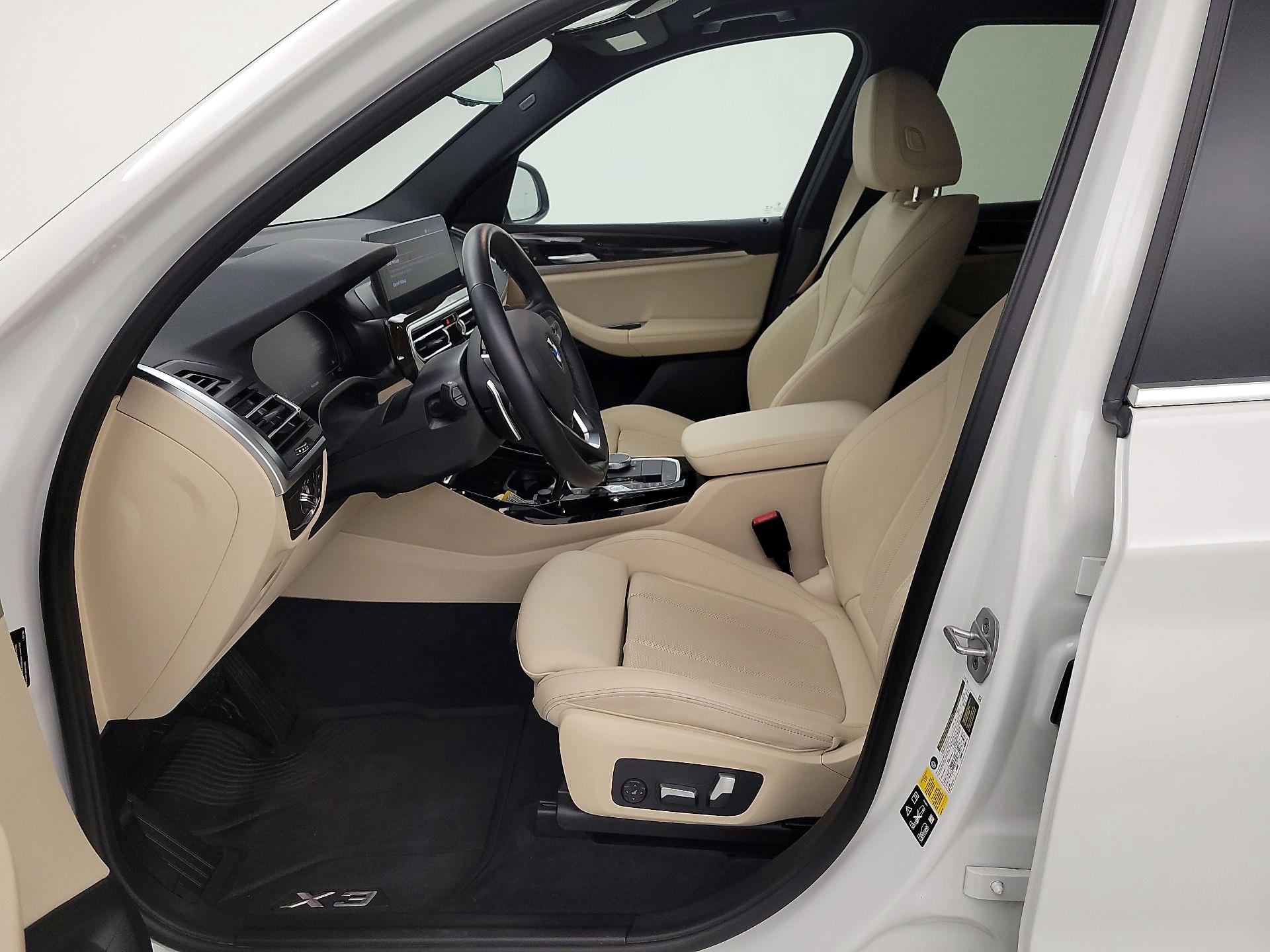 Thumbnail: 2022 BMW X3 - 11