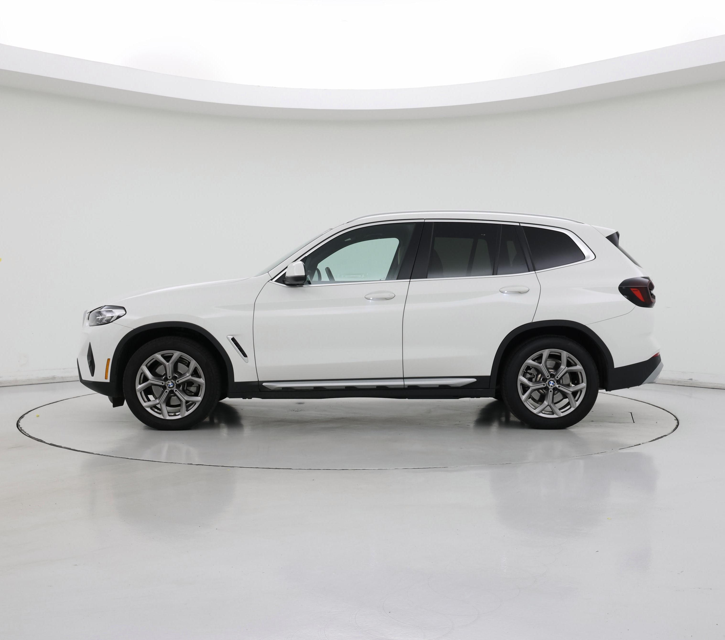 Thumbnail: 2022 BMW X3 - 3