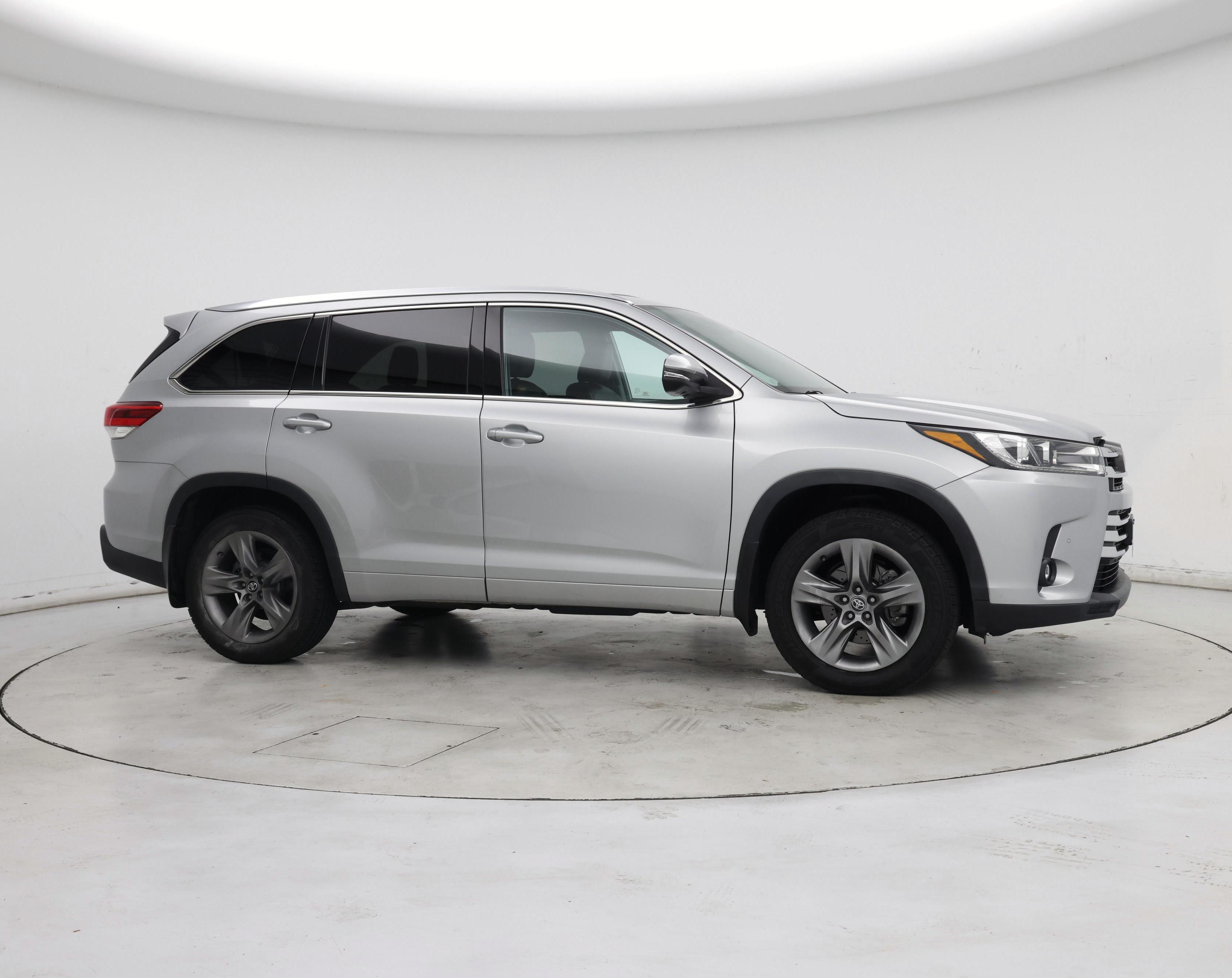 Thumbnail: 2019 Toyota Highlander - 4
