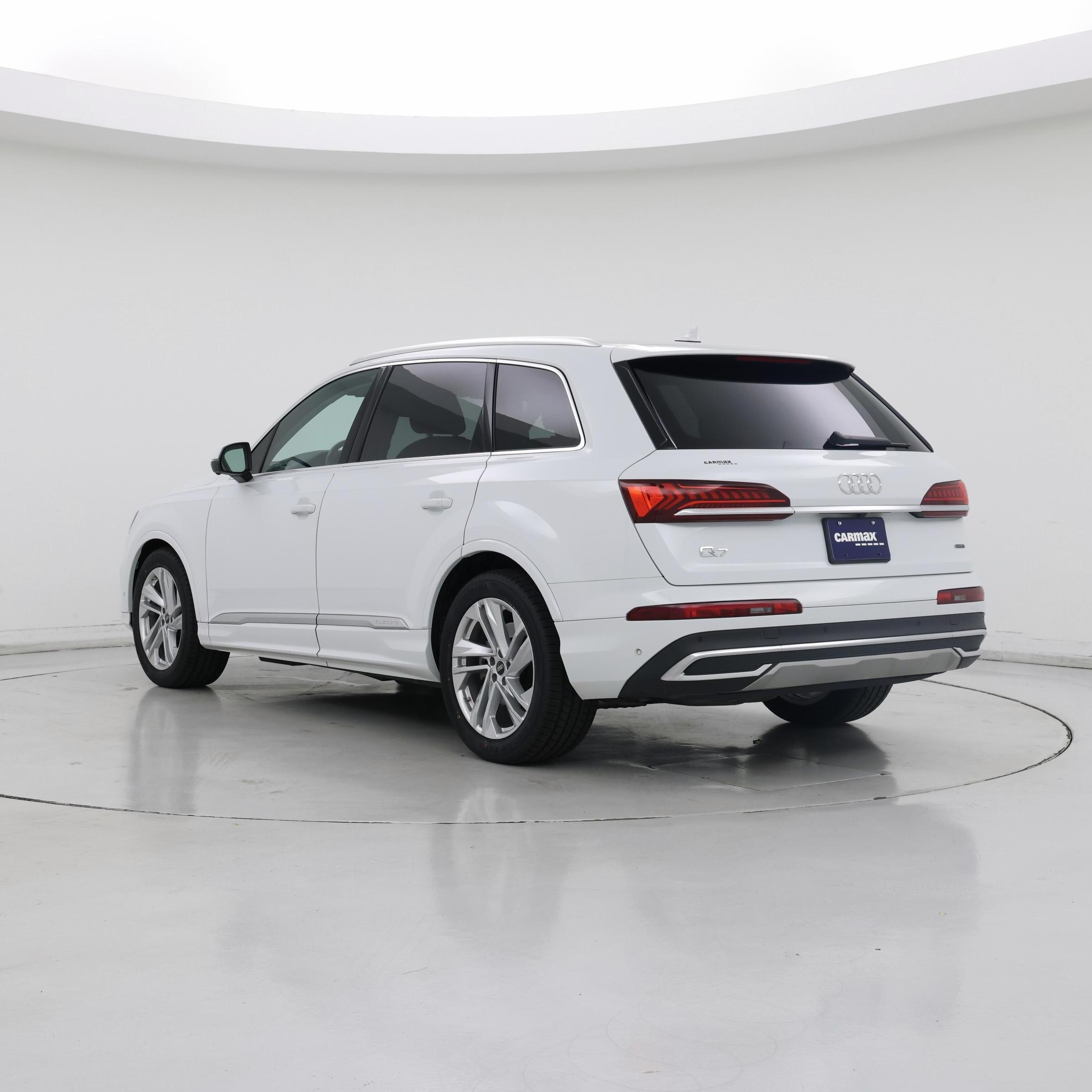 Thumbnail: 2023 Audi Q7 - 2