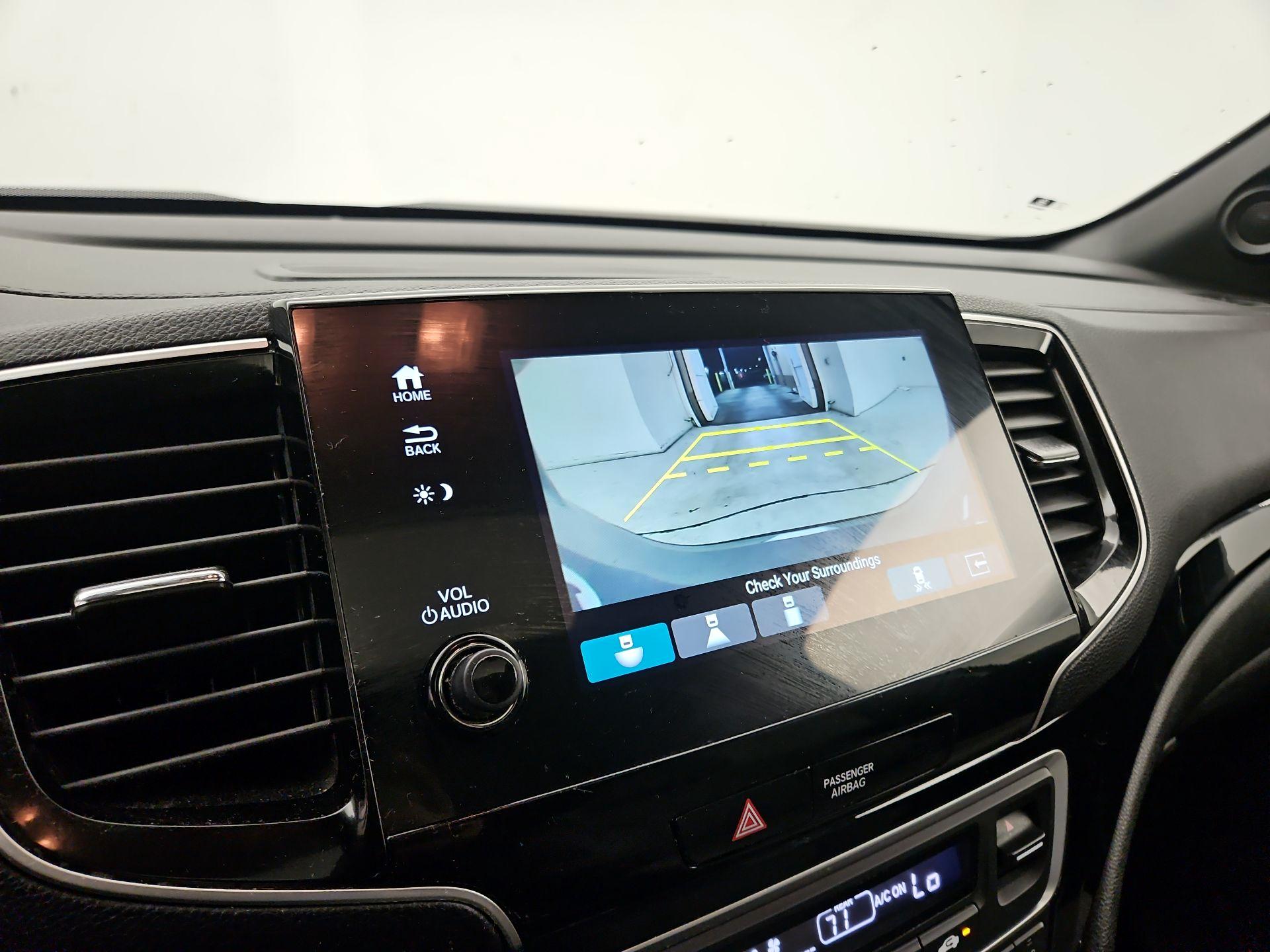 Thumbnail: 2019 Honda Passport - 14
