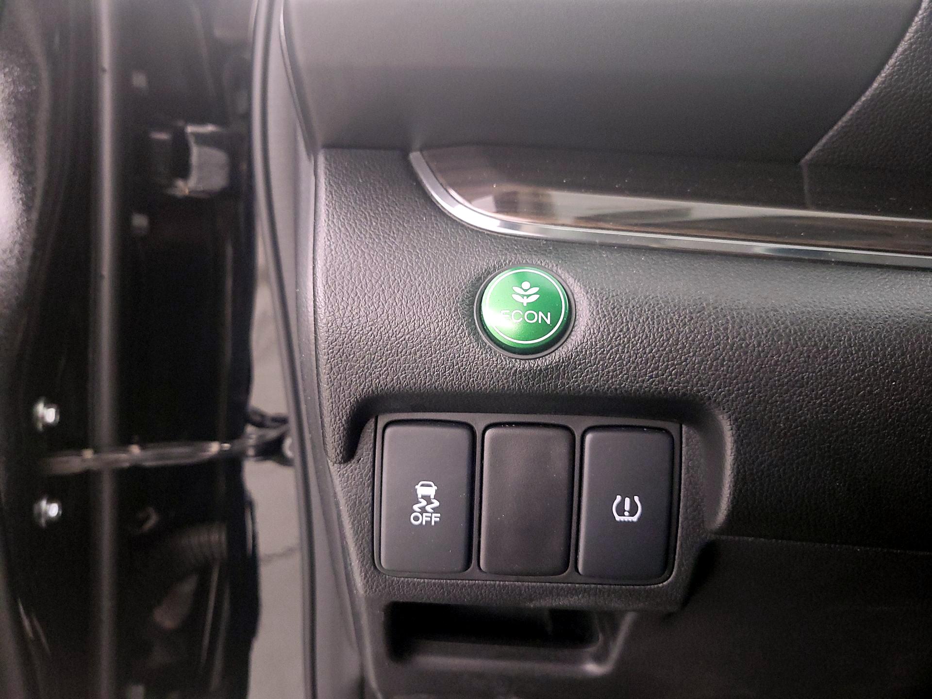 Thumbnail: 2016 Honda CR-V - 13
