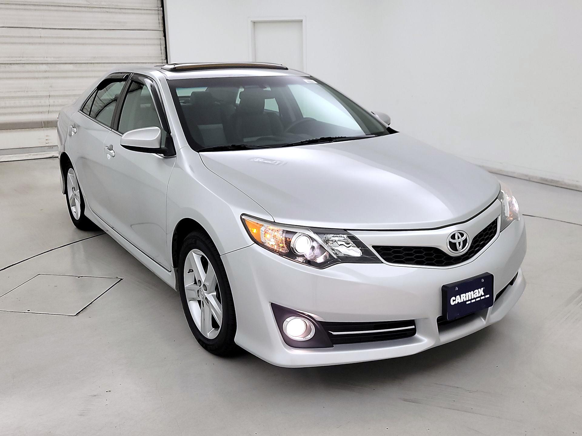 Thumbnail: 2014 Toyota Camry - 1
