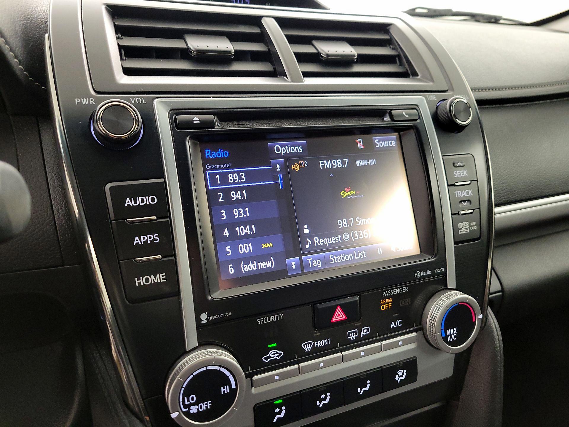 Thumbnail: 2014 Toyota Camry - 14