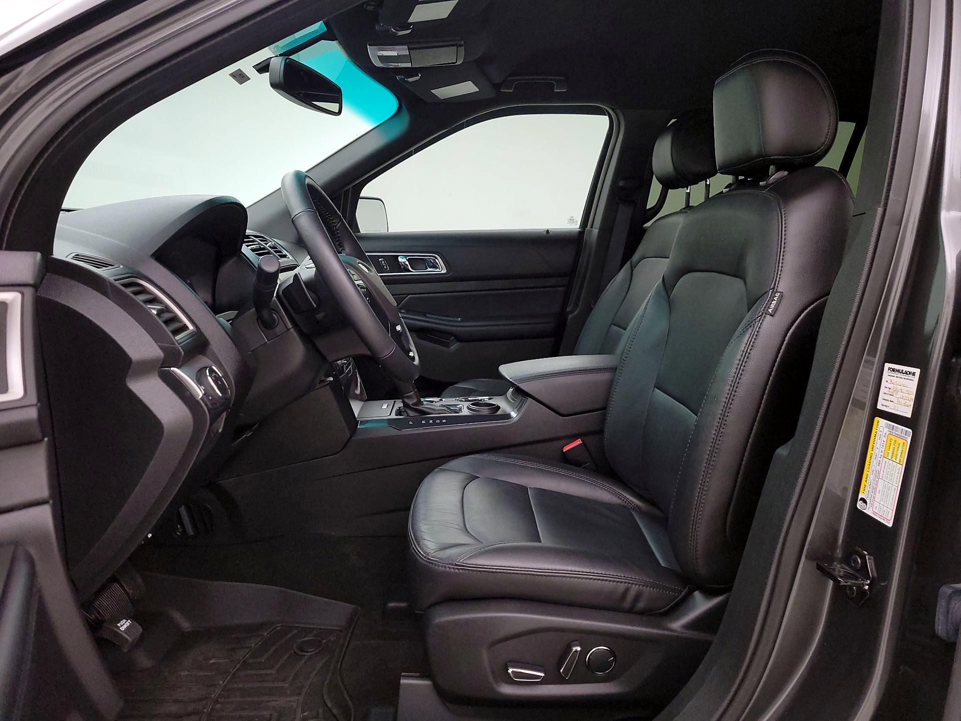 Thumbnail: 2017 Ford Explorer - 11