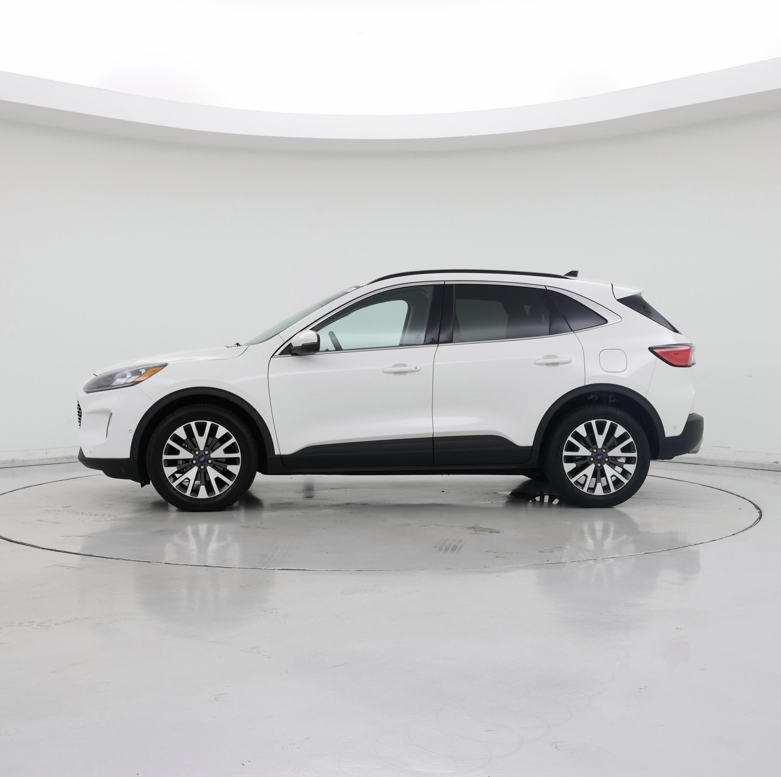 Thumbnail: 2020 Ford Escape - 3