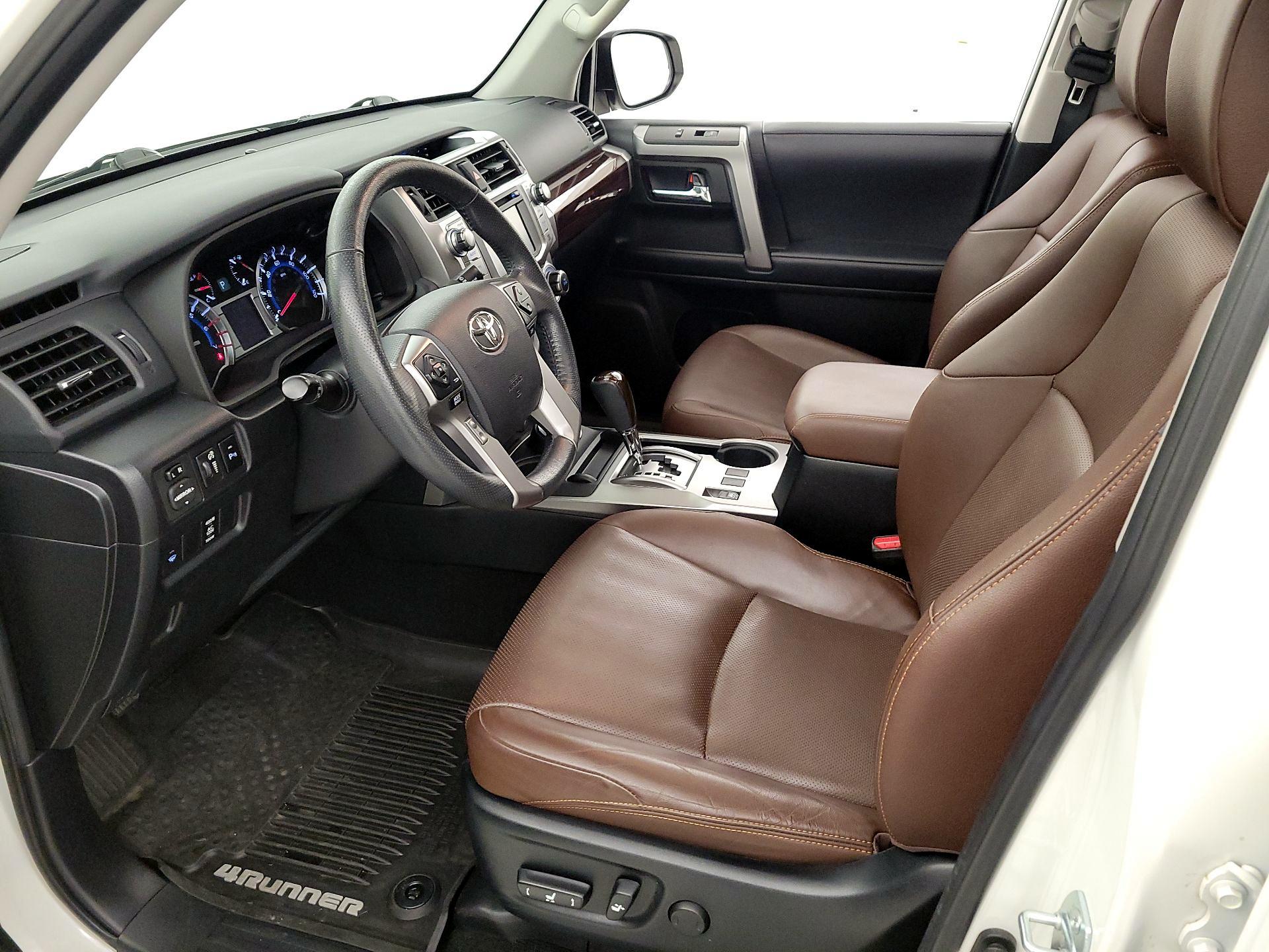 Thumbnail: 2019 Toyota 4Runner - 9