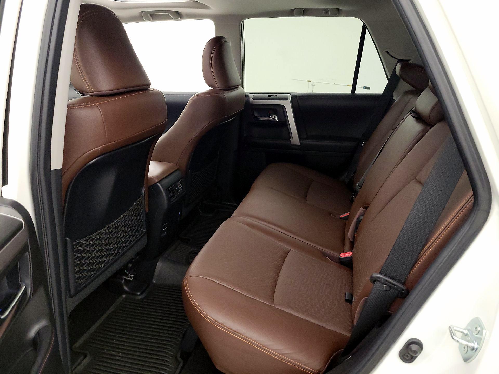 Thumbnail: 2019 Toyota 4Runner - 18