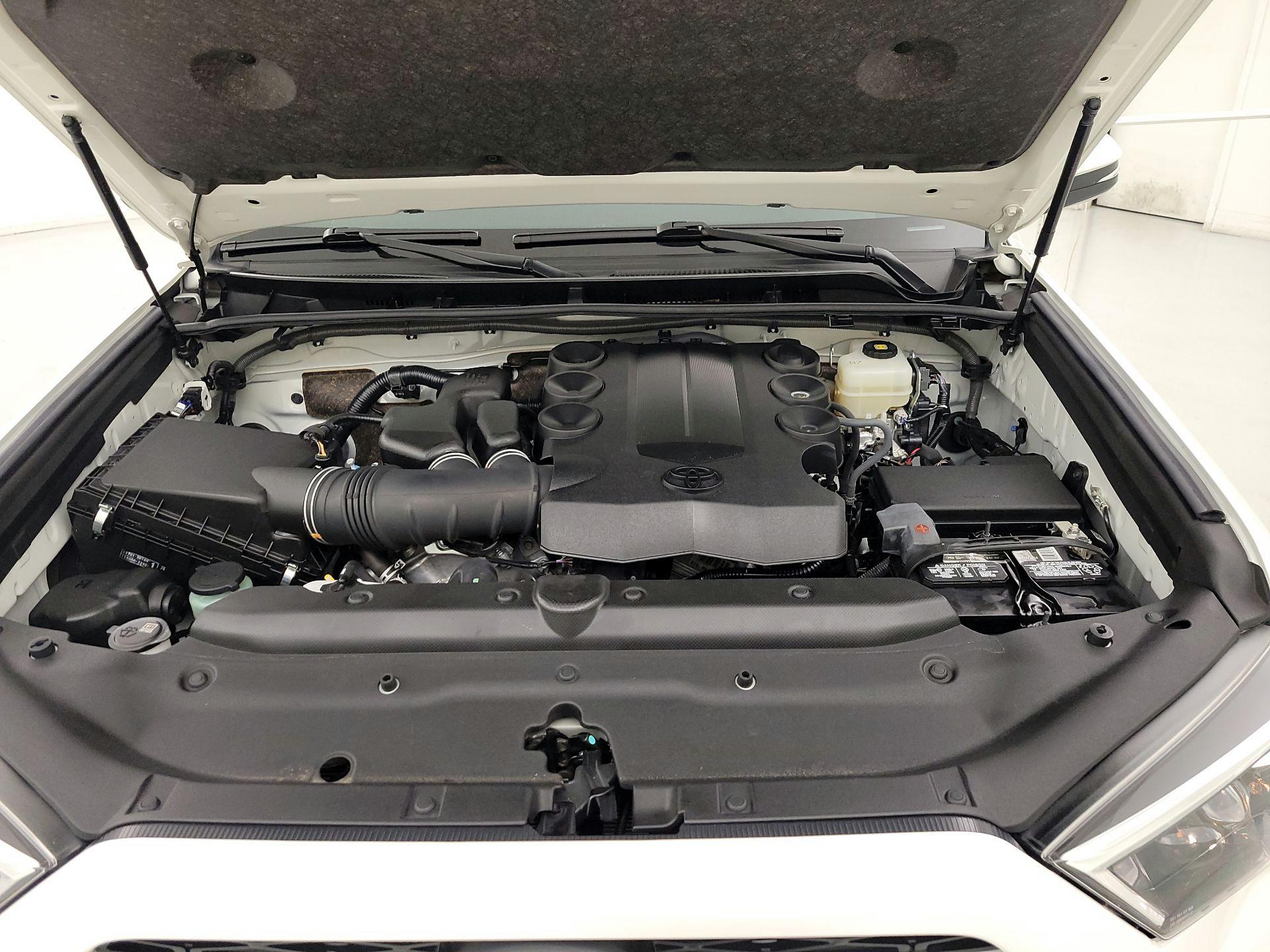 Thumbnail: 2019 Toyota 4Runner - 20