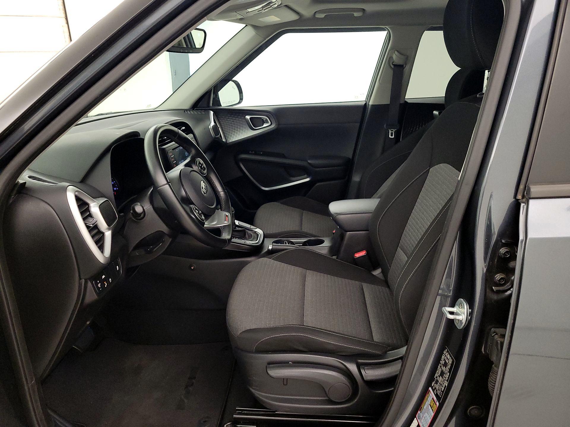 Thumbnail: 2020 Kia Soul - 11