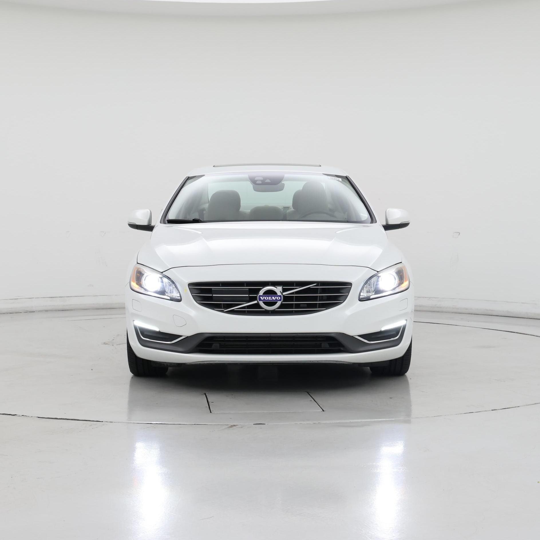 Thumbnail: 2015 Volvo S60 - 5