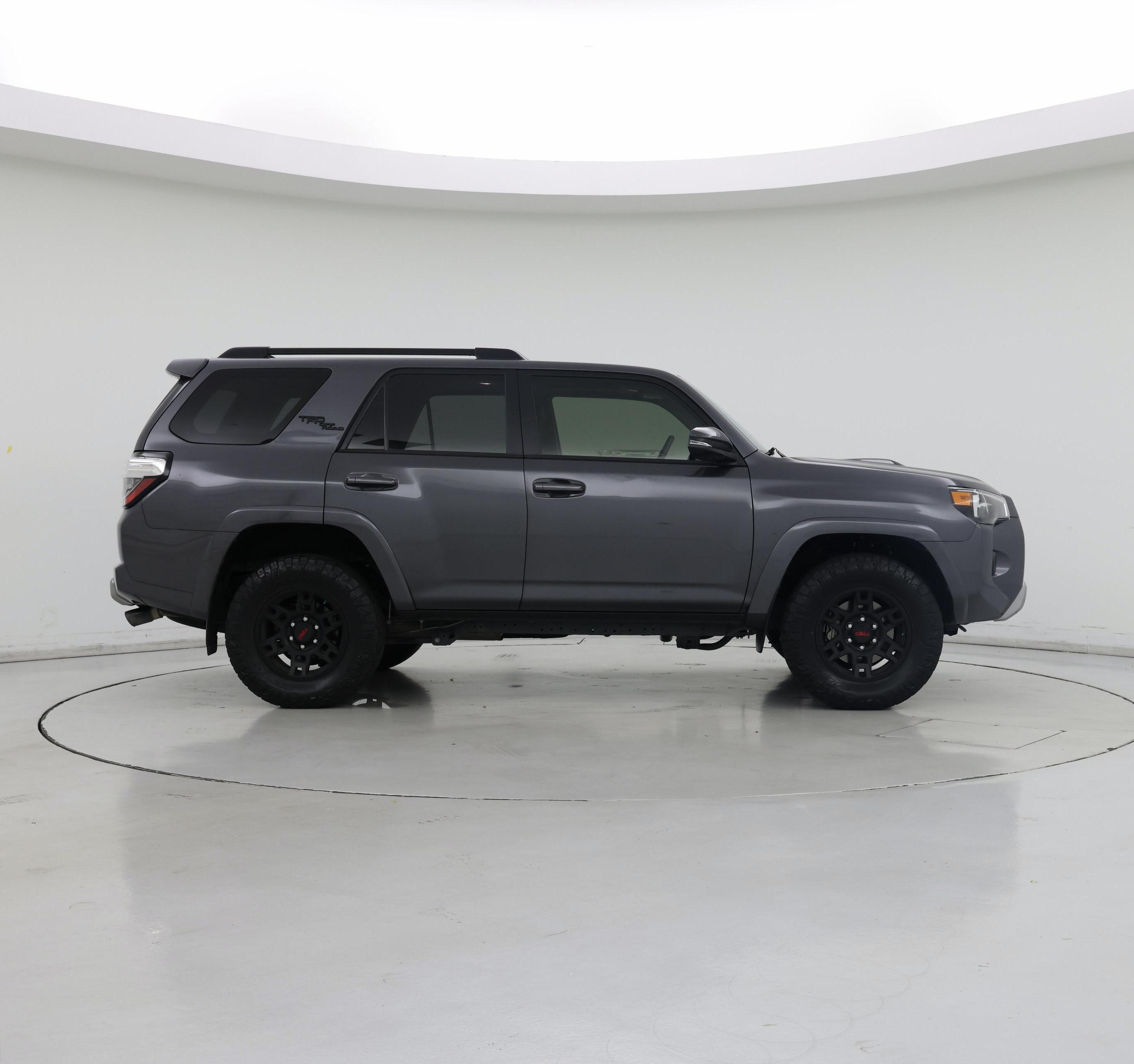 Thumbnail: 2021 Toyota 4Runner - 7