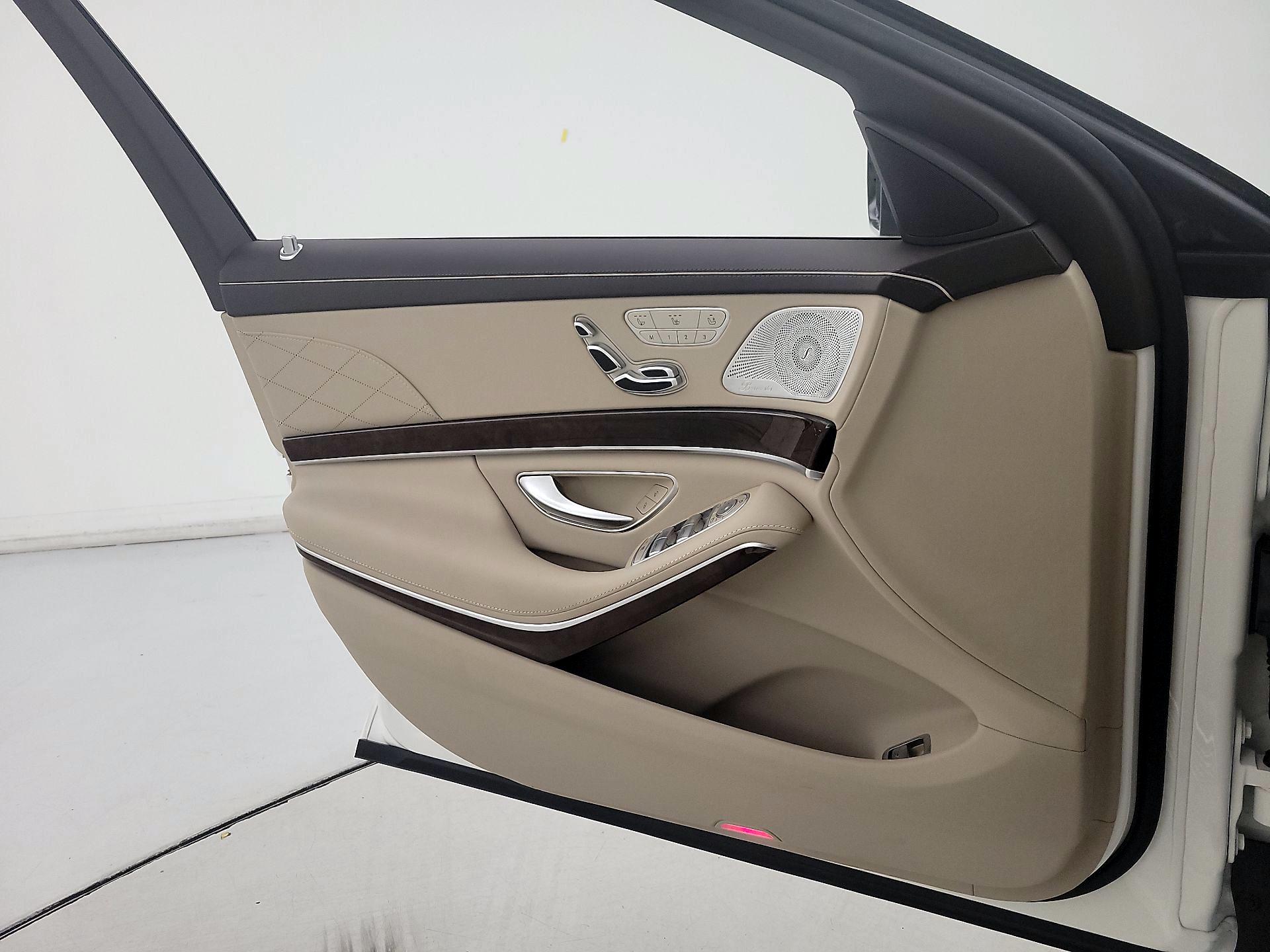 Thumbnail: 2017 Mercedes-Benz S-Class - 12