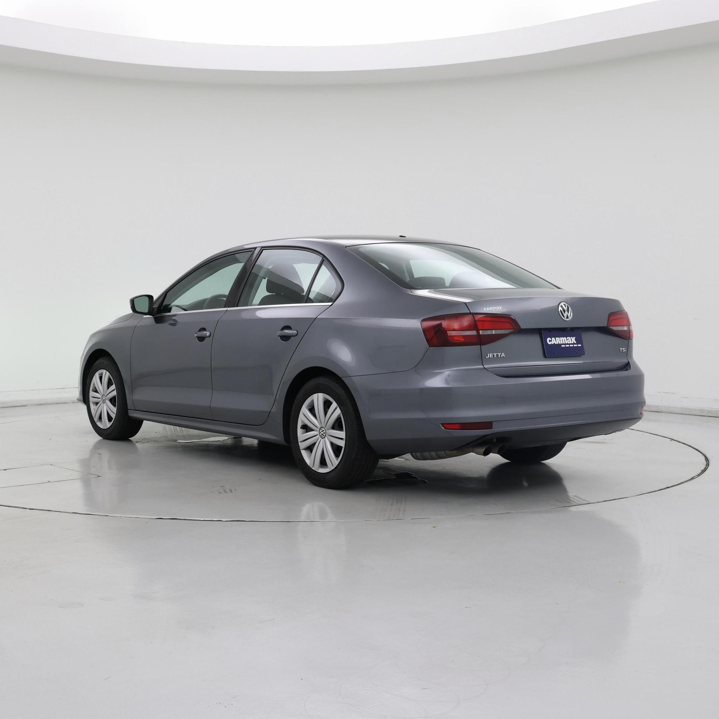 Thumbnail: 2017 Volkswagen Jetta - 2