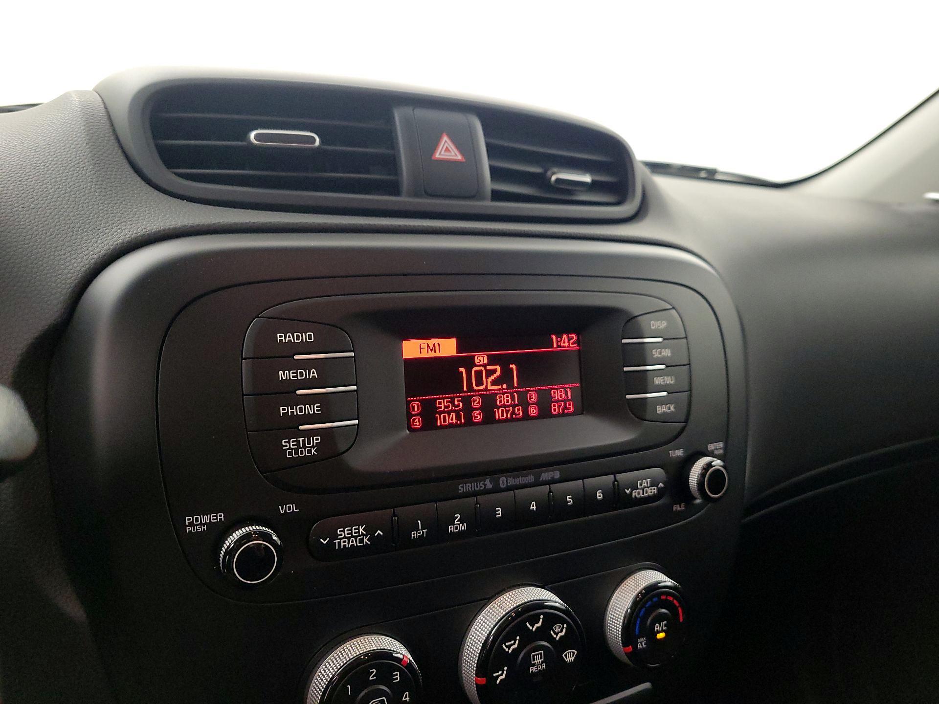 Thumbnail: 2016 Kia Soul - 12