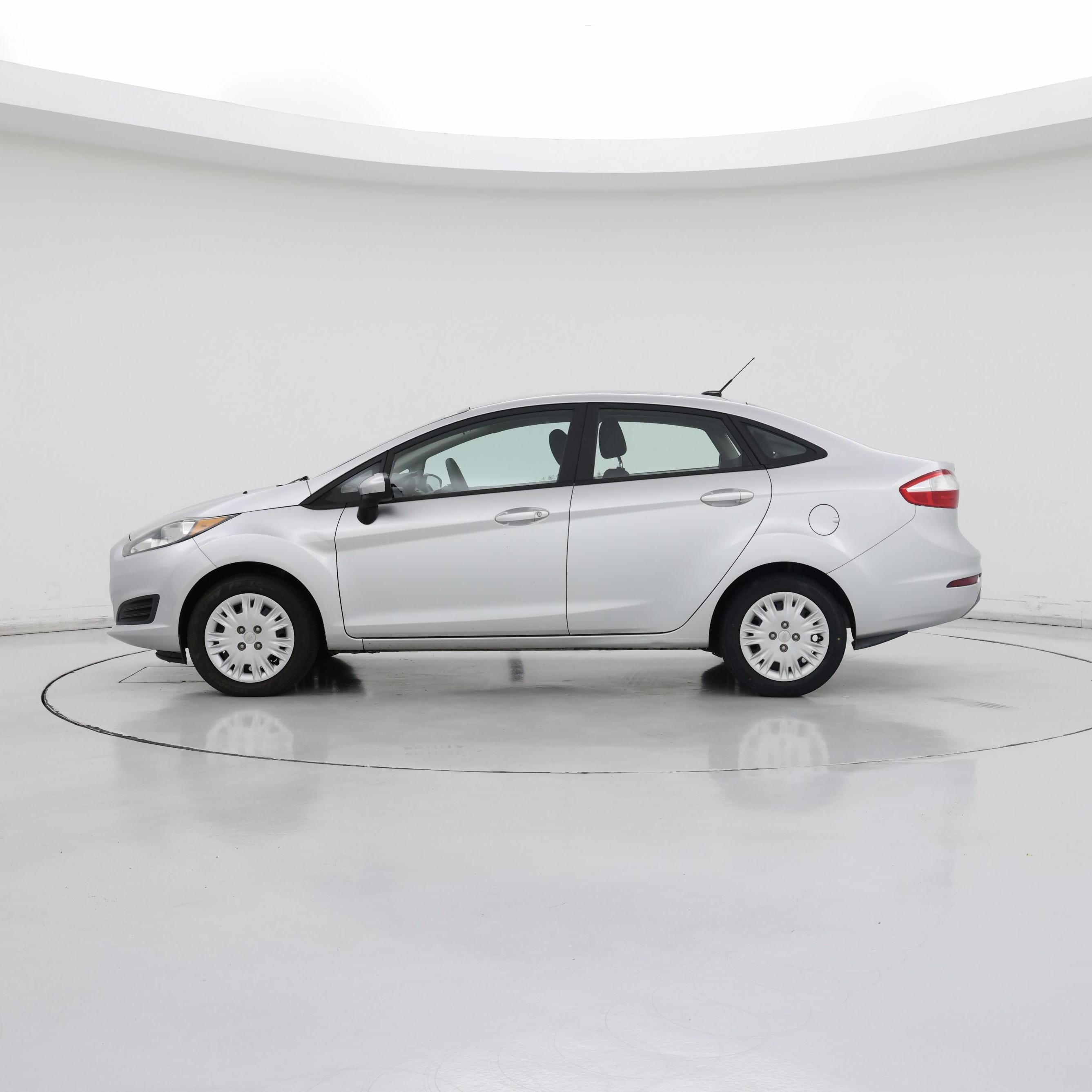 Thumbnail: 2018 Ford Fiesta - 3