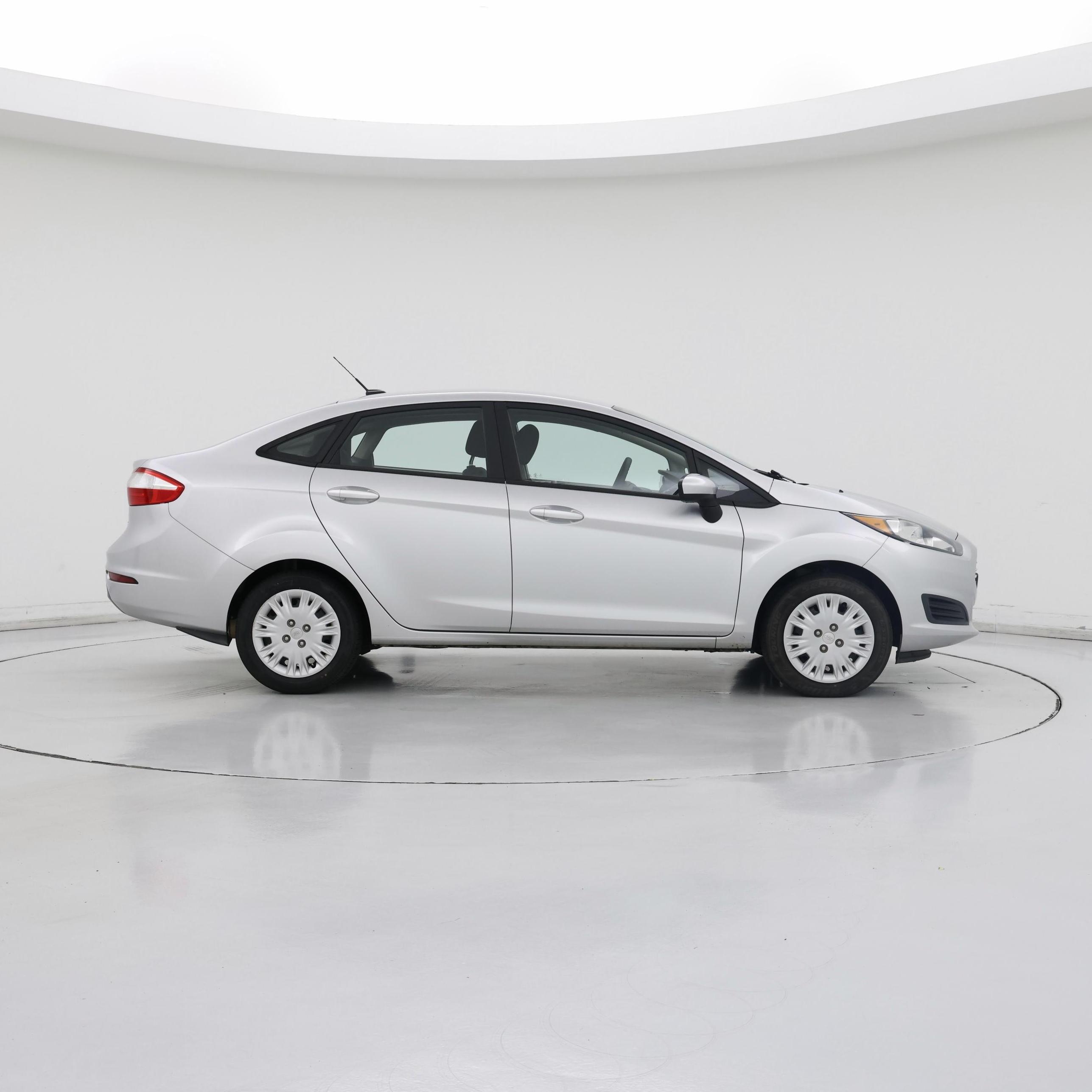 Thumbnail: 2018 Ford Fiesta - 7