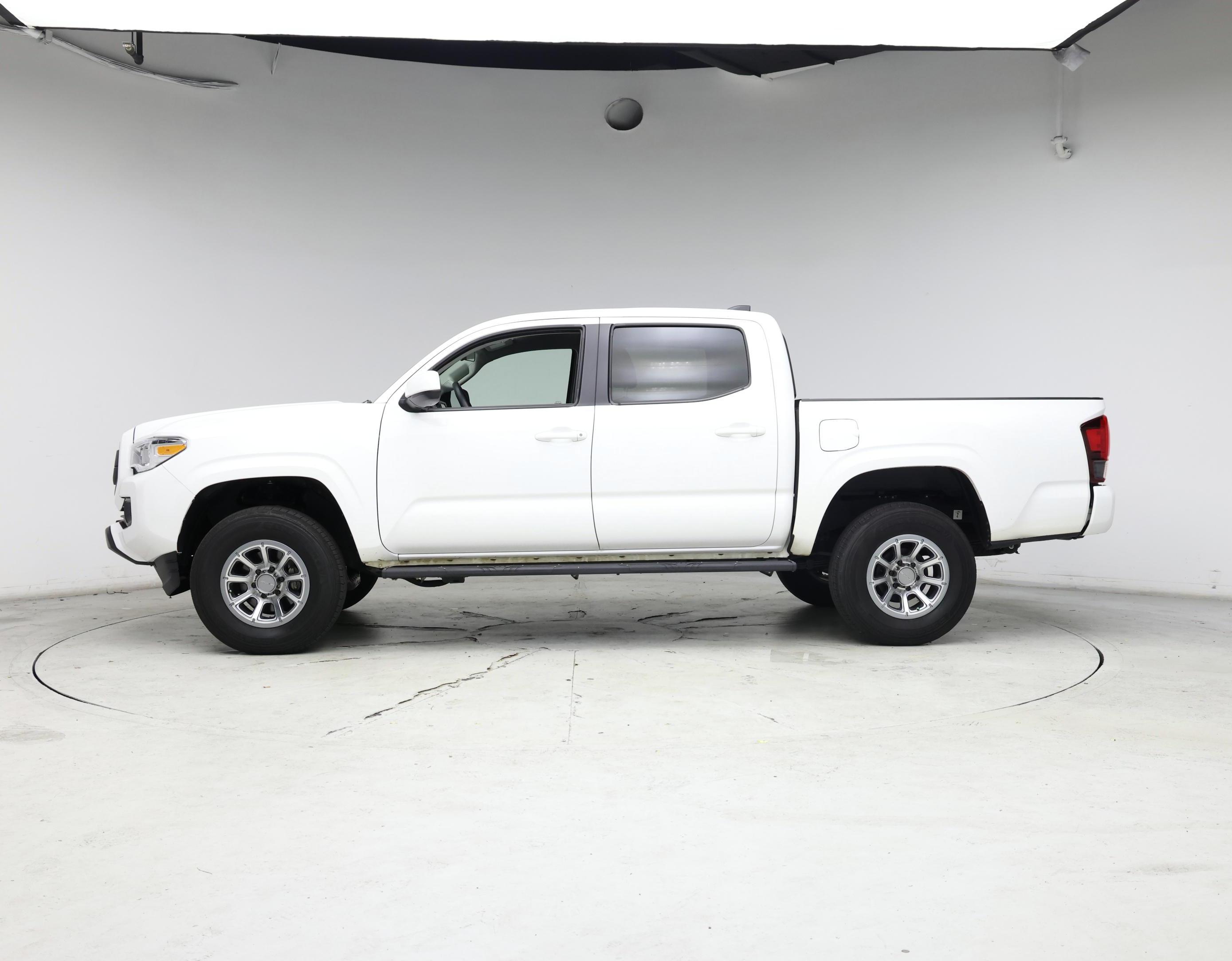 Thumbnail: 2023 Toyota Tacoma - 3