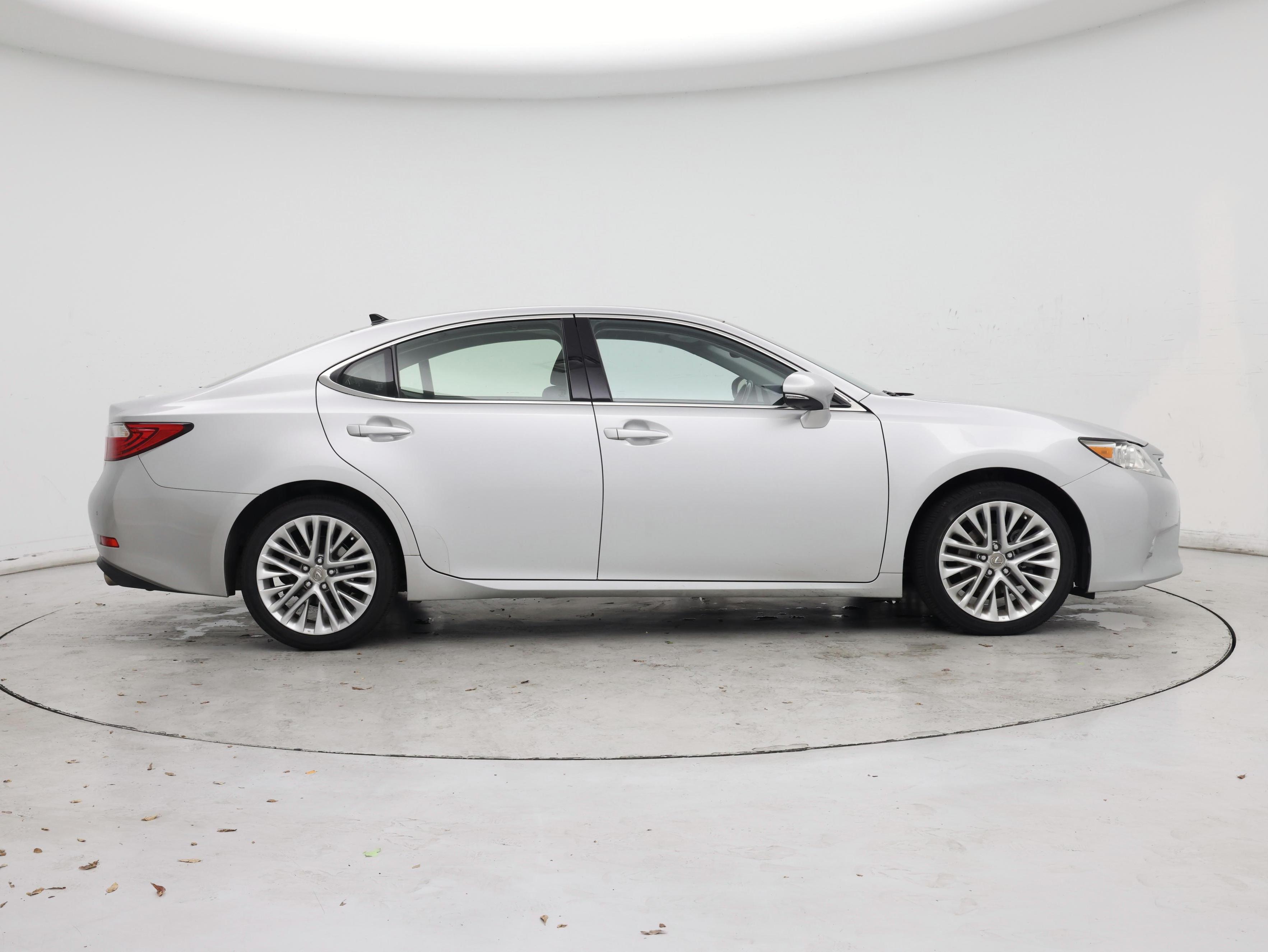 Thumbnail: 2014 Lexus ES - 7