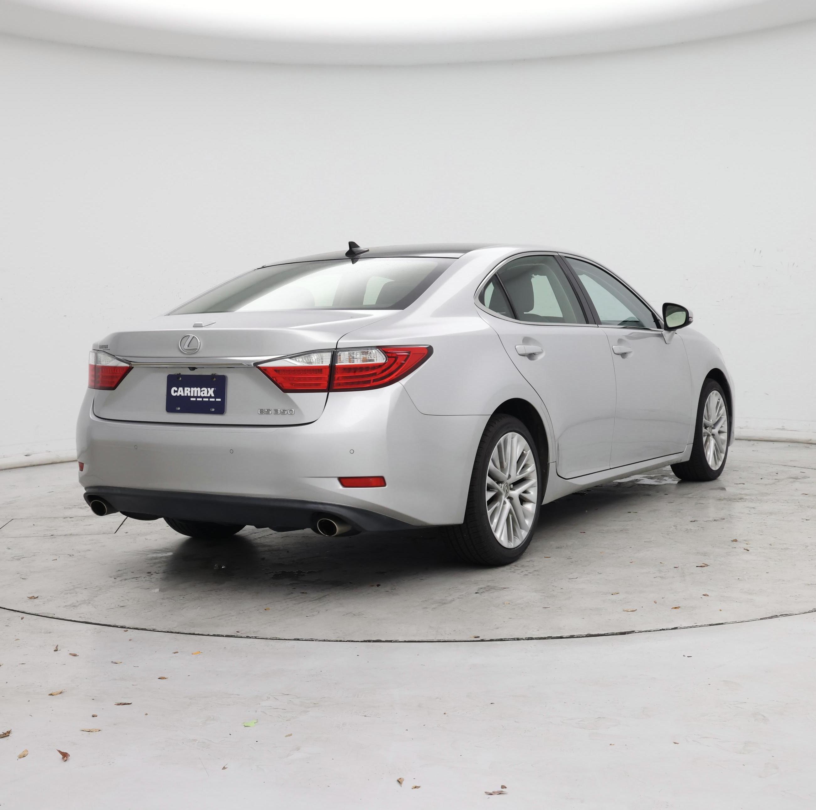 Thumbnail: 2014 Lexus ES - 8