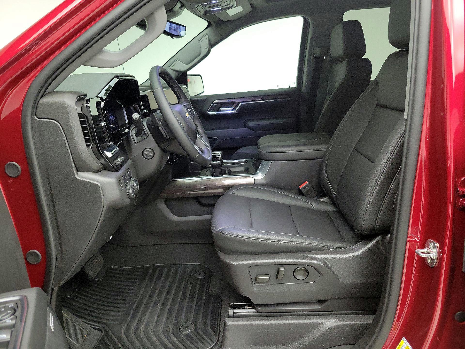Thumbnail: 2024 Chevrolet Silverado 1500 - 11