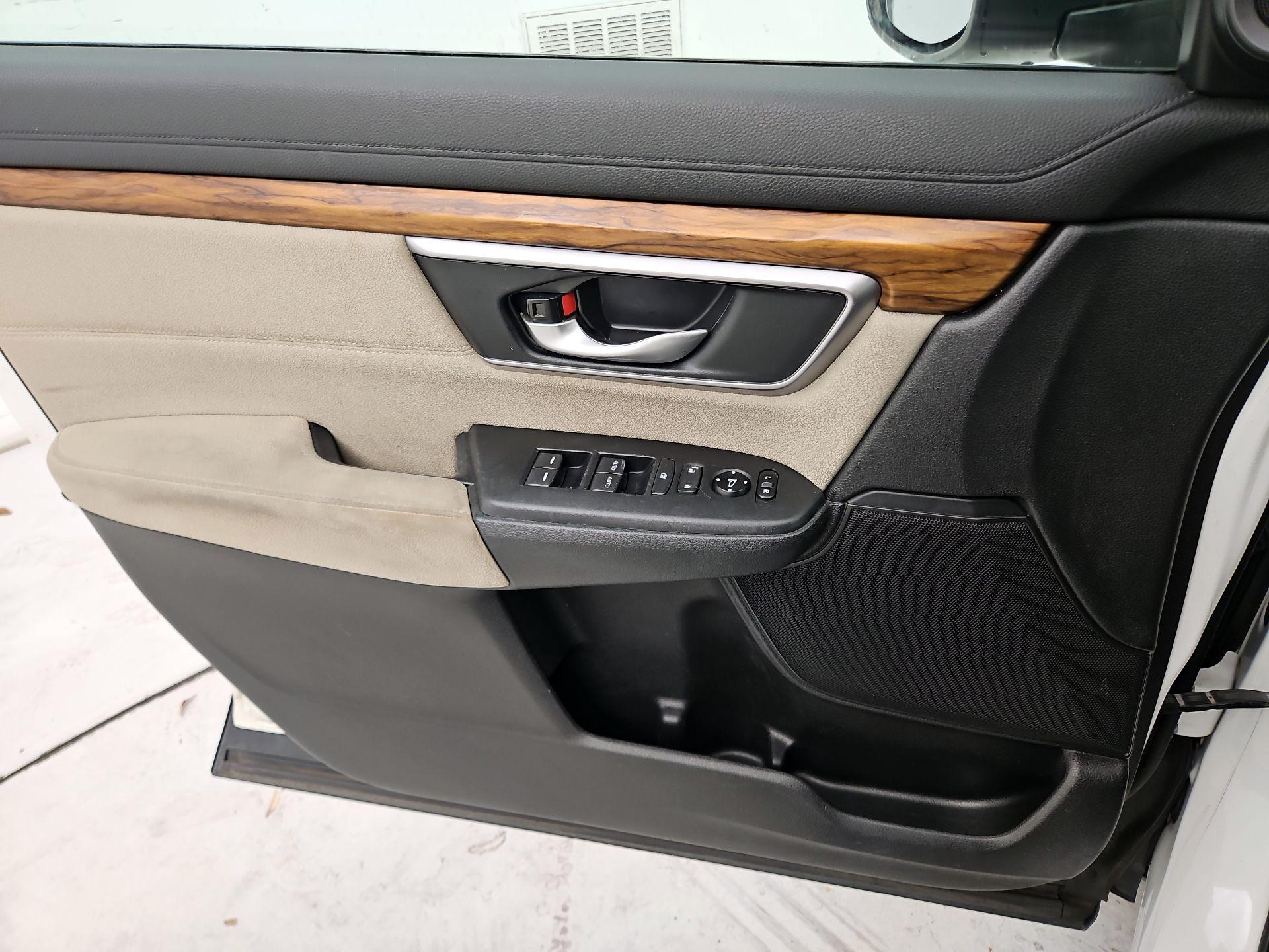 Thumbnail: 2018 Honda CR-V - 12