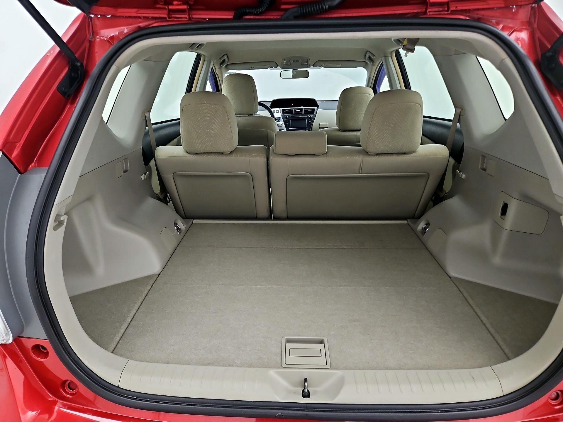 Thumbnail: 2014 Toyota Prius v - 20