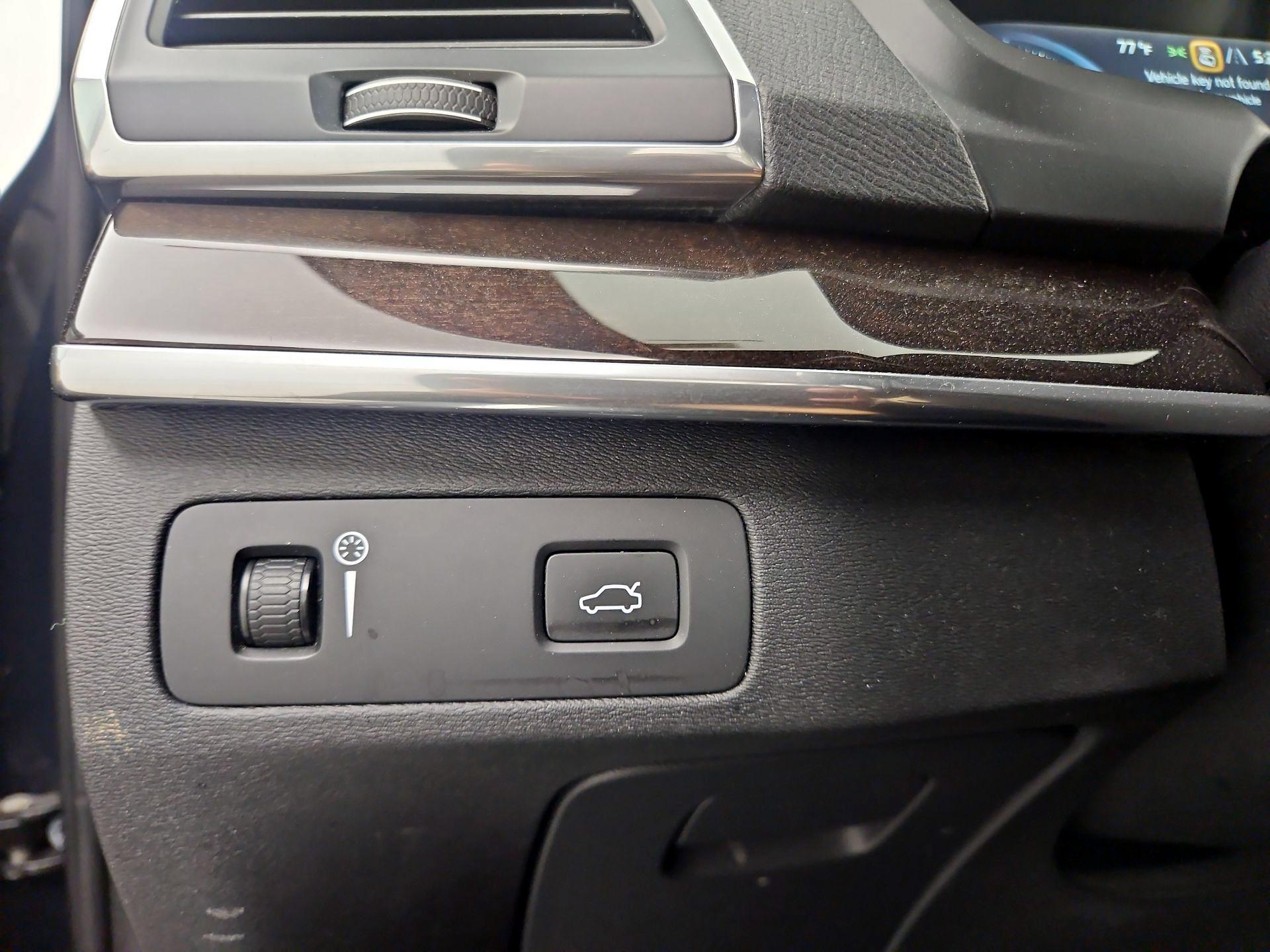 Thumbnail: 2019 Volvo XC90 - 13