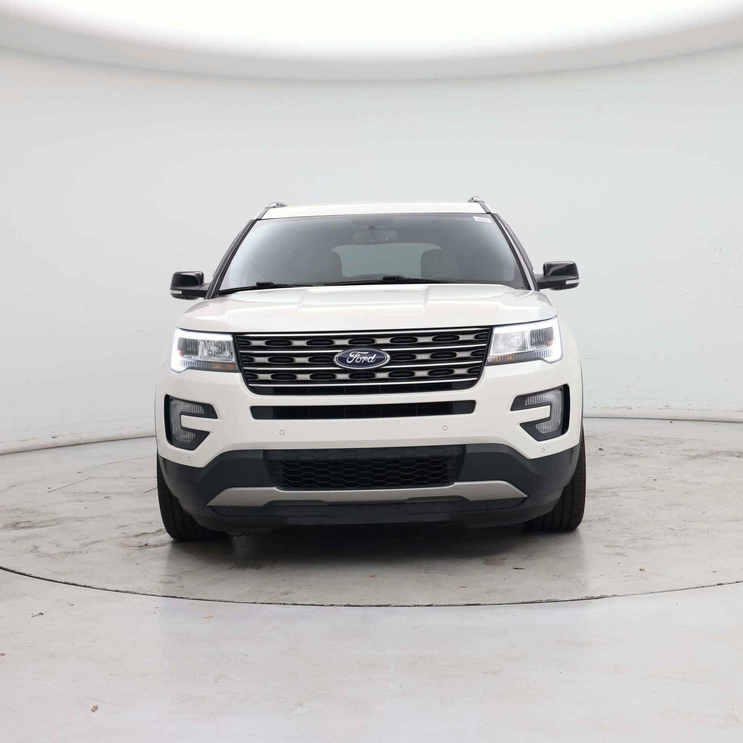 Thumbnail: 2017 Ford Explorer - 5